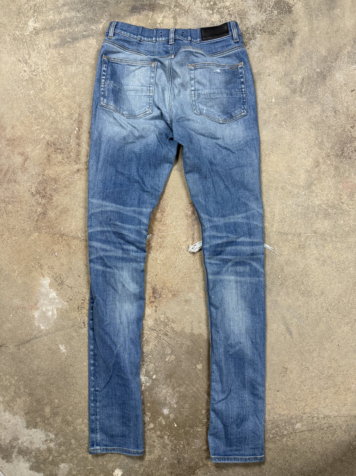 Amiri MX1 Light Wash Hawaiian Patch Used 32