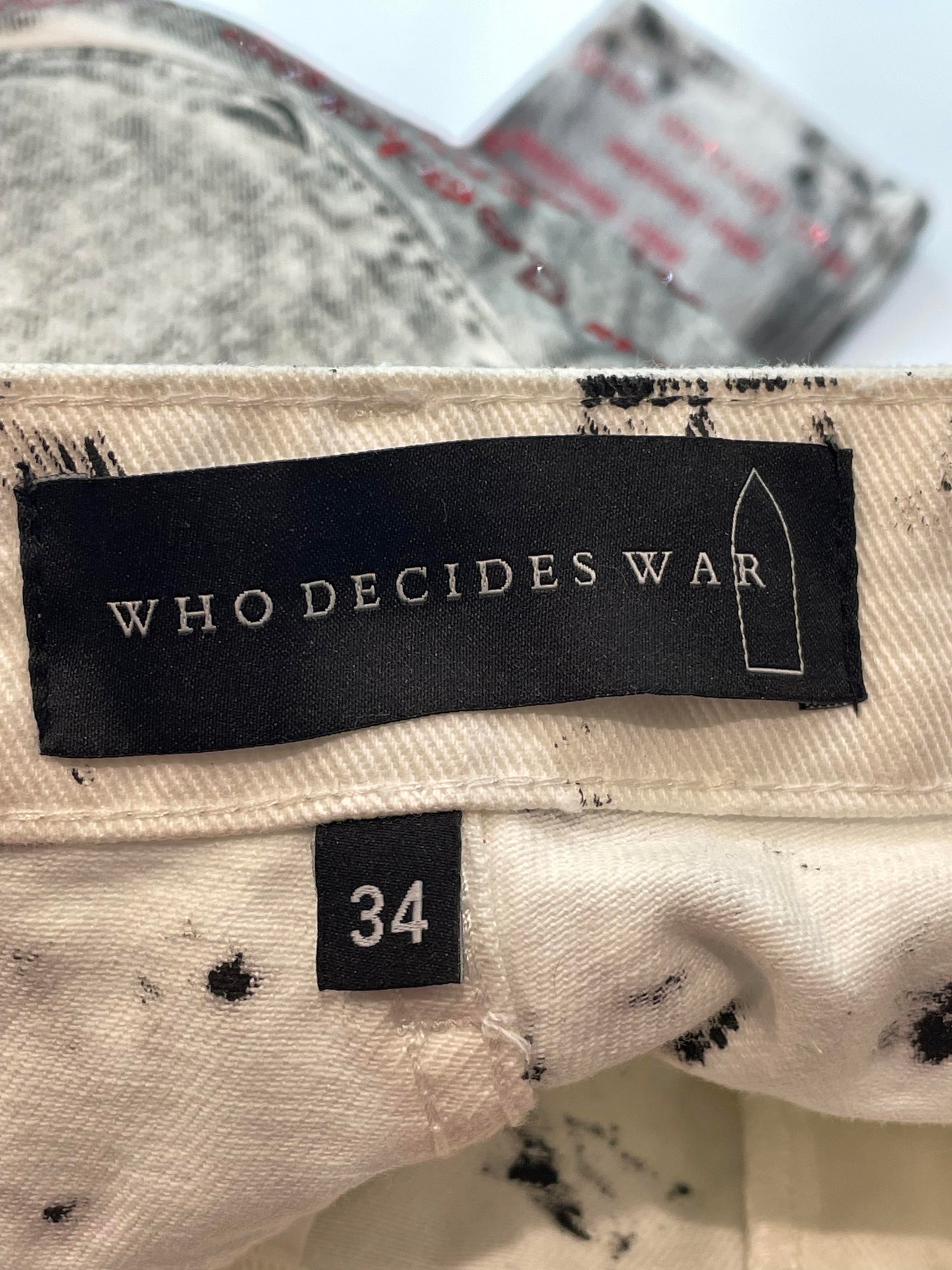 WDW Stripture White & Red Denim