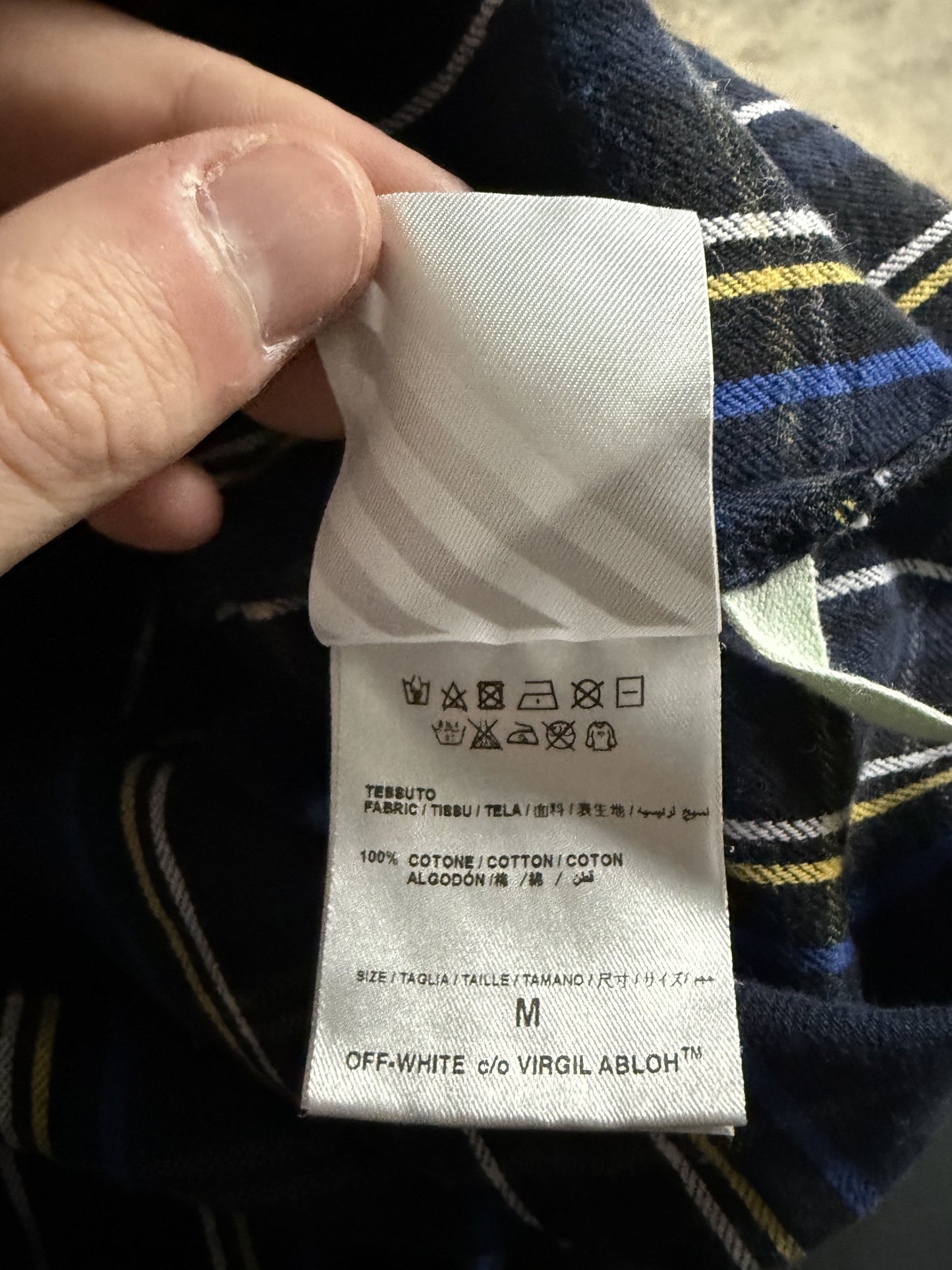 Off White Spray Plaid Flannel Blue Yellow Used Medium