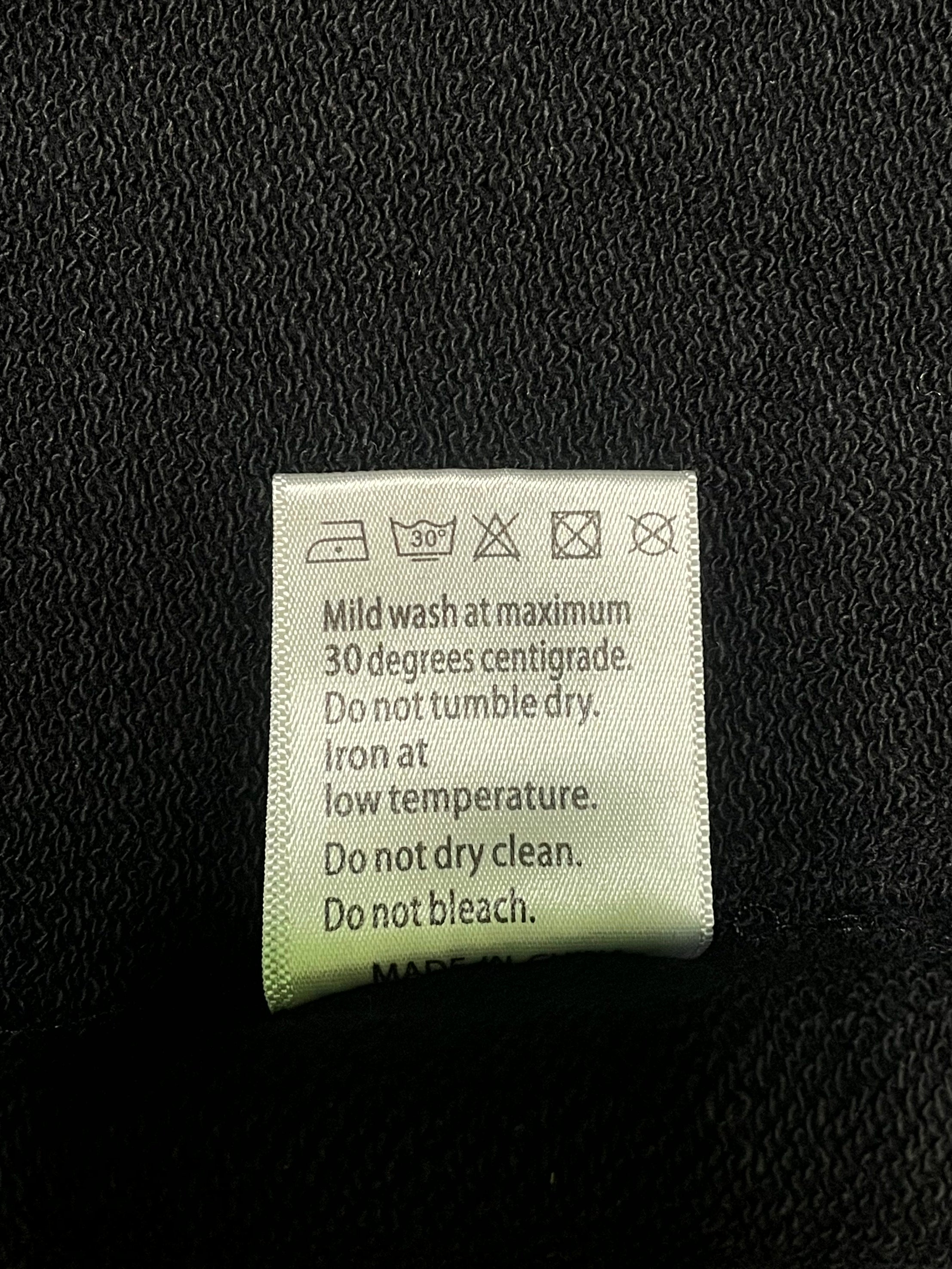 MRDR BRVDO Crewneck Black Sweater