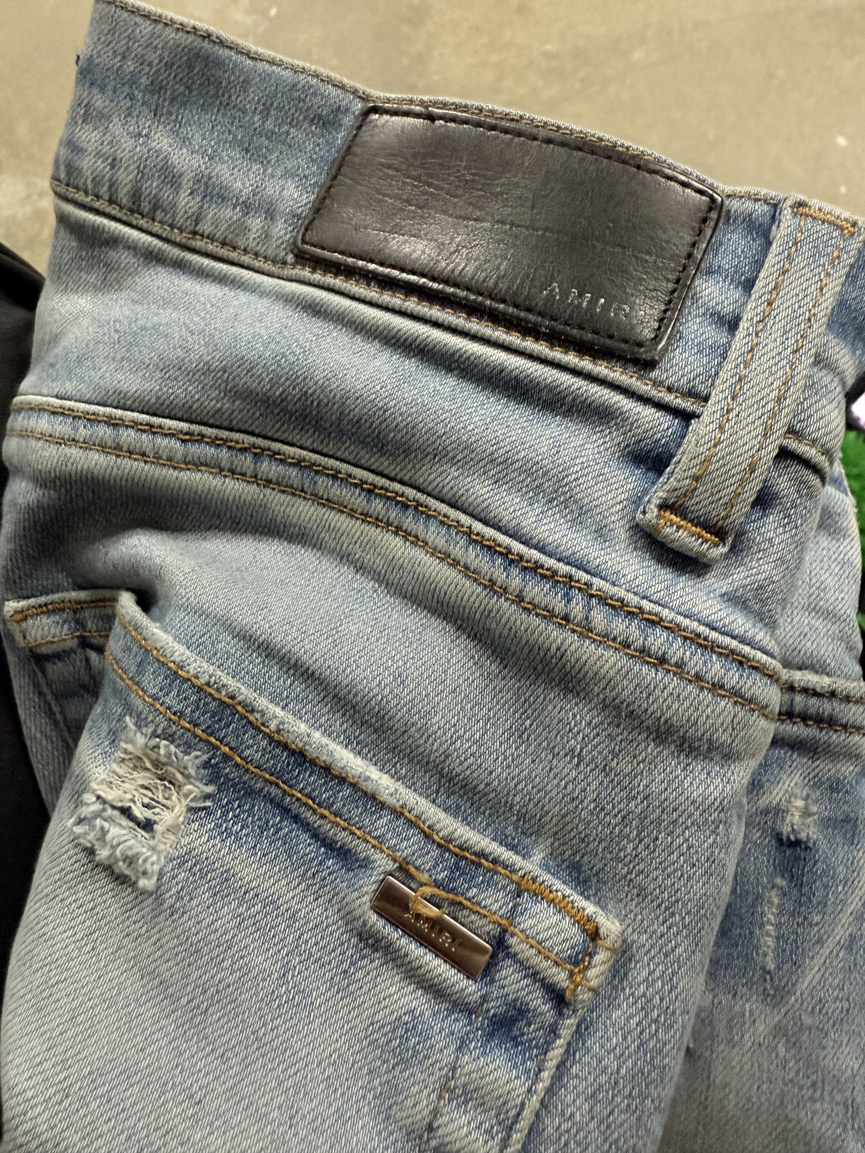 Amiri Plain Thrasher Light Wash Used 30