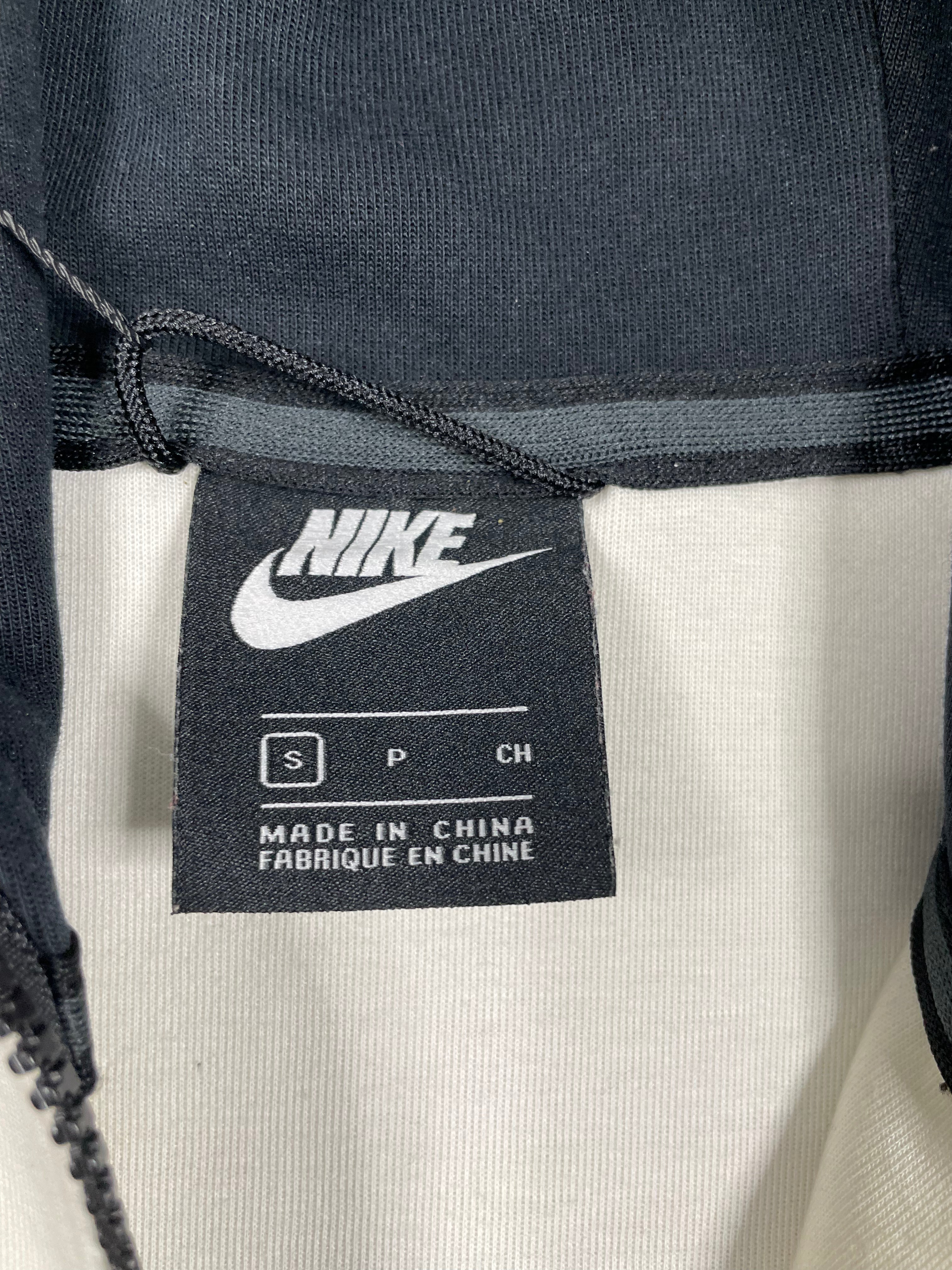 Nike Tech Hoodie White Black Small Used