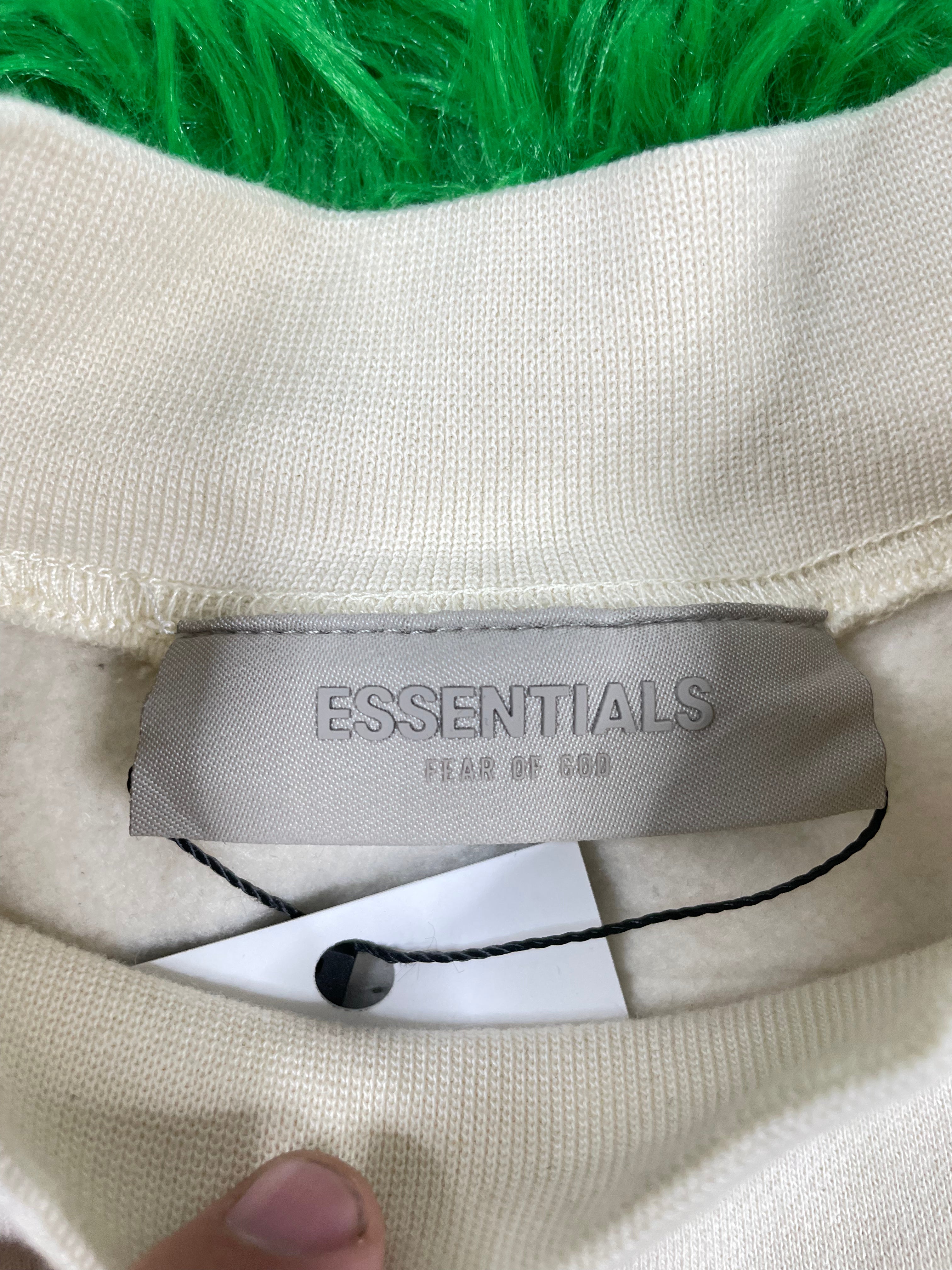 Essentials Crewneck Cream Small Used