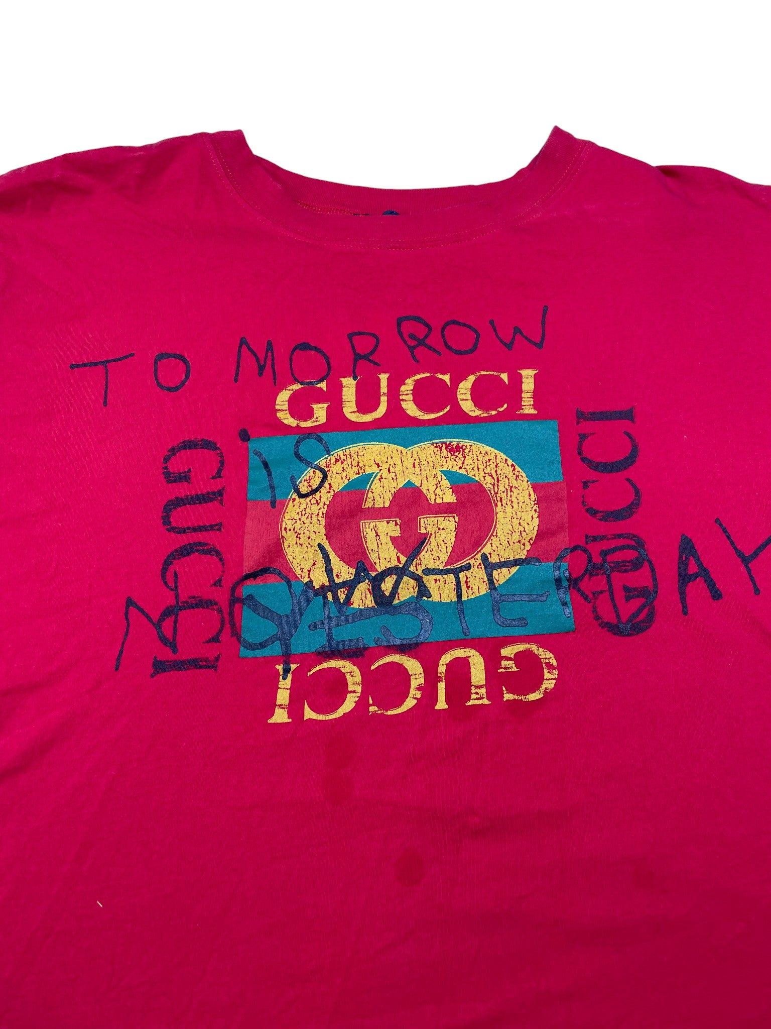 Gucci Chest Logo 'Tomorrow Is Not Yesterday' Red Tee