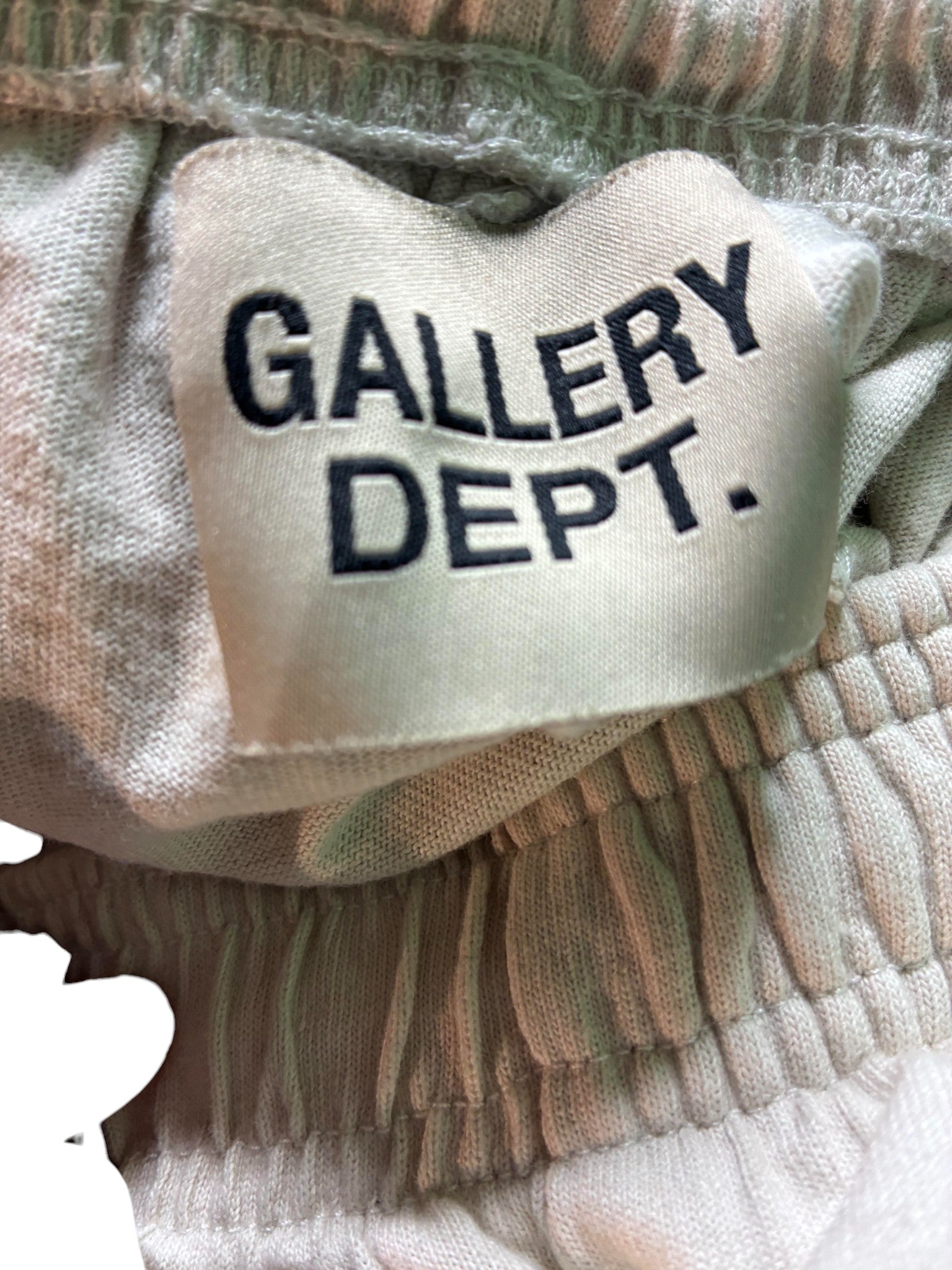 Gallery Dept 'Paint Splatter Logo' Cream Shorts