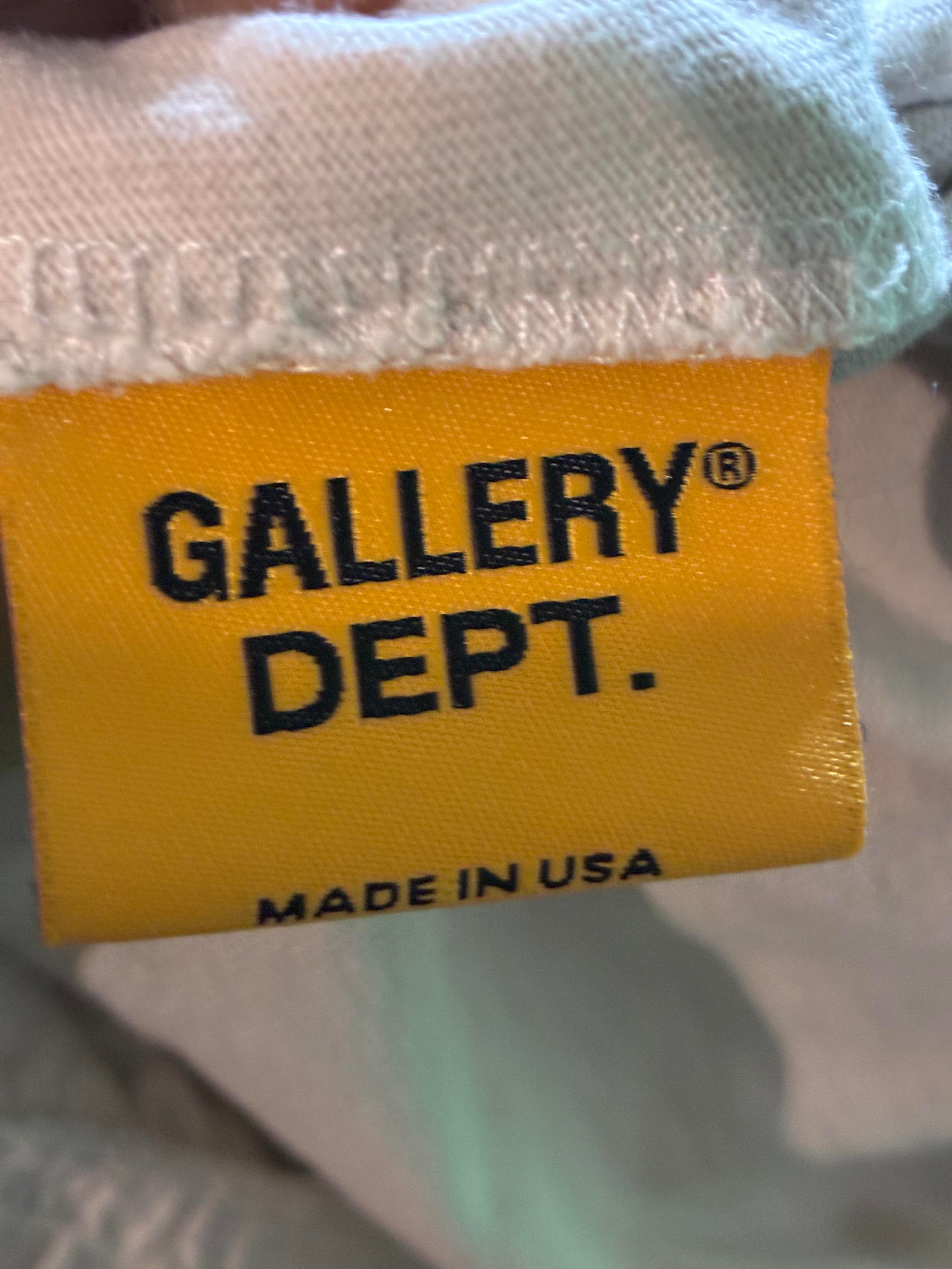 Gallery Dept 'Paint Splatter Logo' Cream Shorts