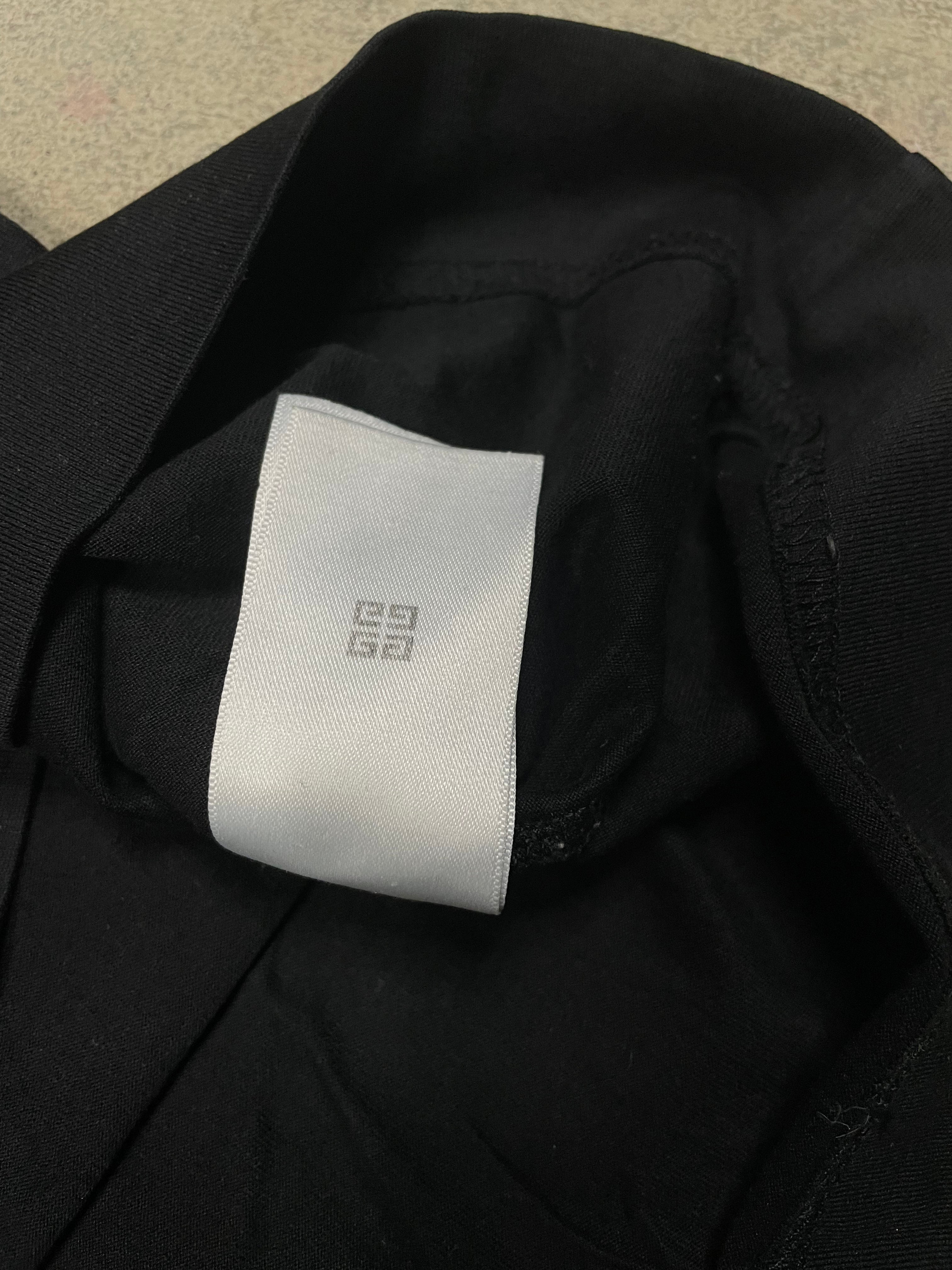 Givenchy Thorns Tee Black Medium Used