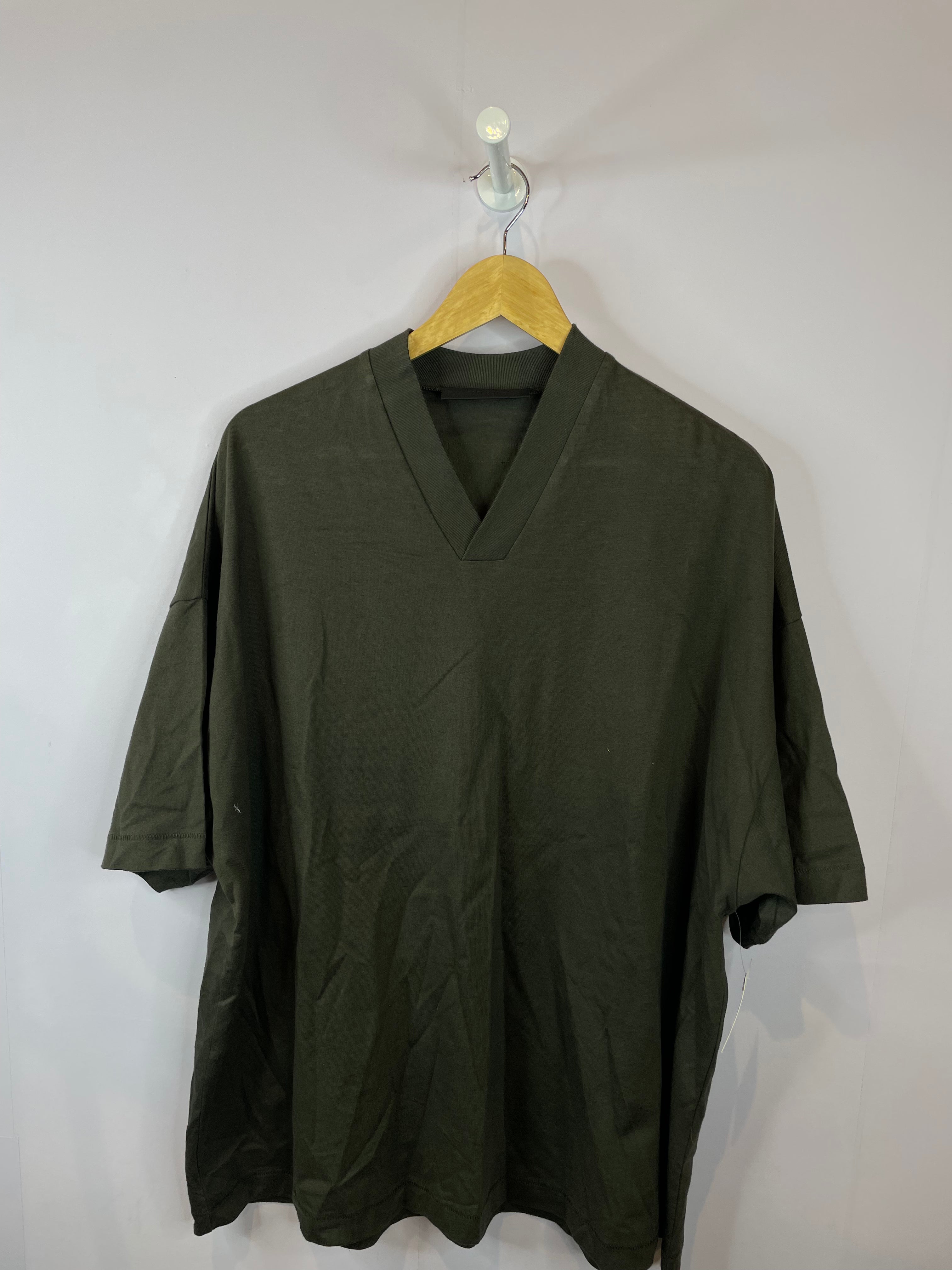 Essentials Tee Ink New With Tags Small