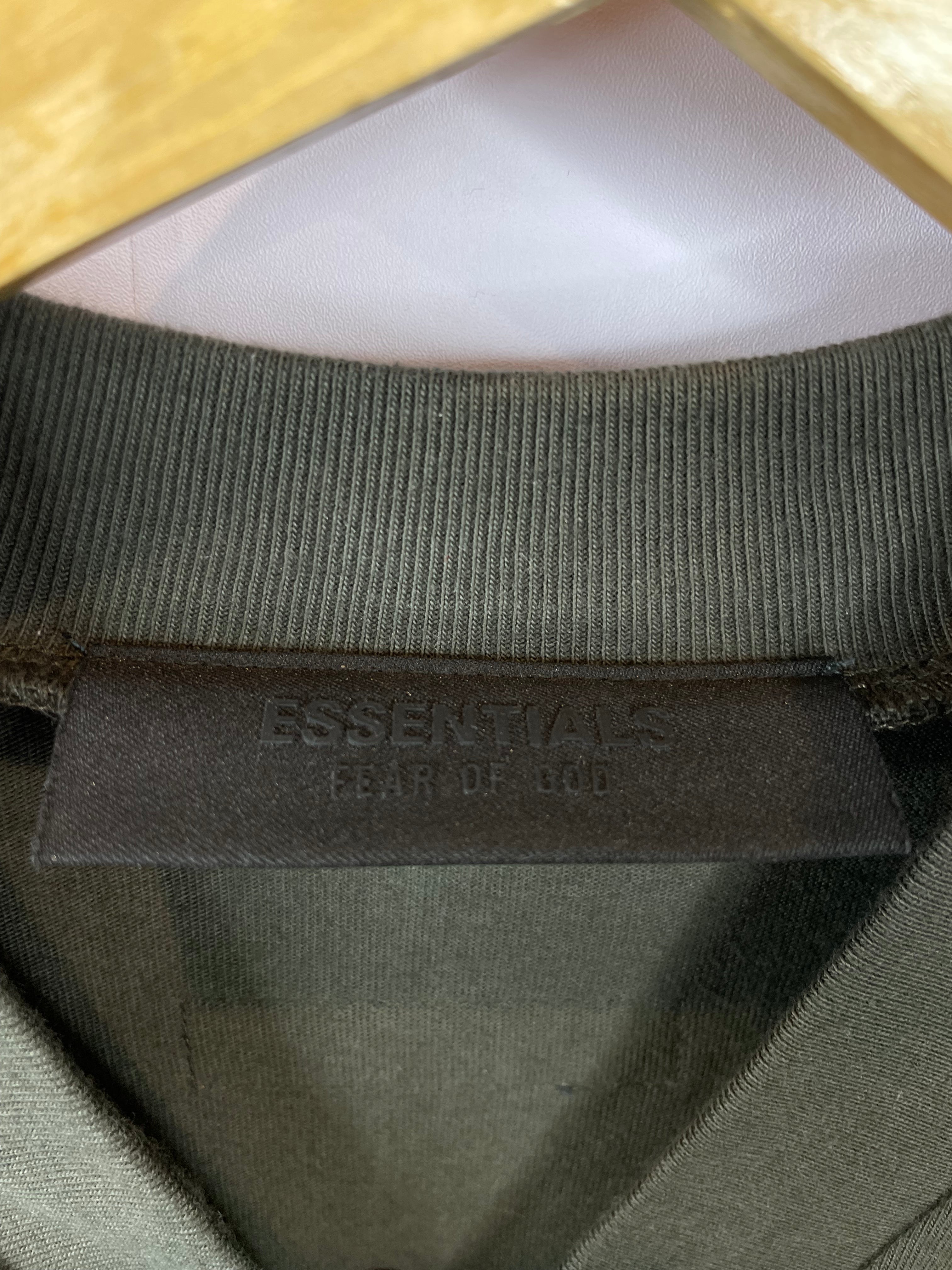 Essentials Tee Ink New With Tags Small