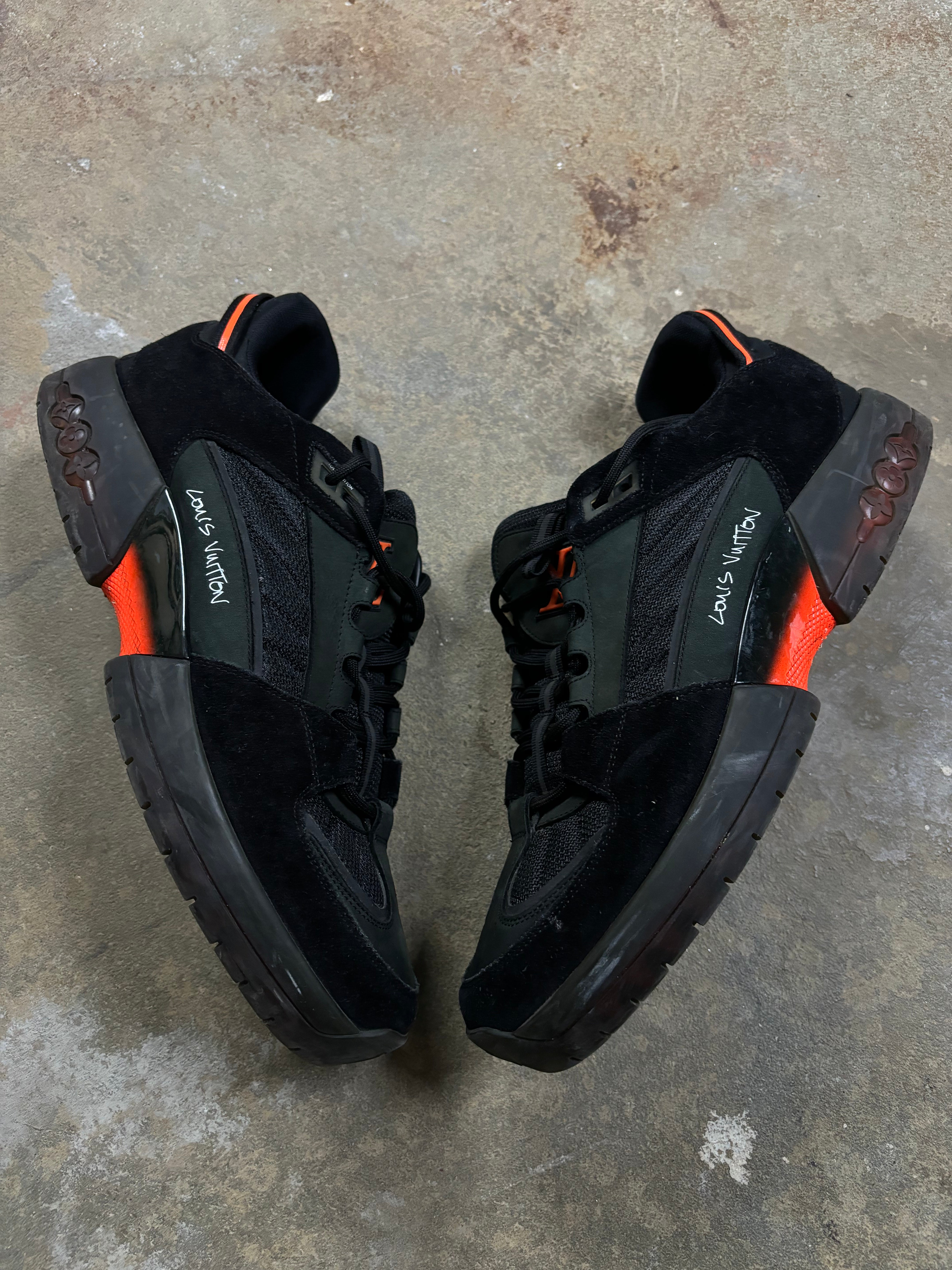 LV Virgil Sneaker Low Black Orange Used LV 10 (US 11.5) No Box
