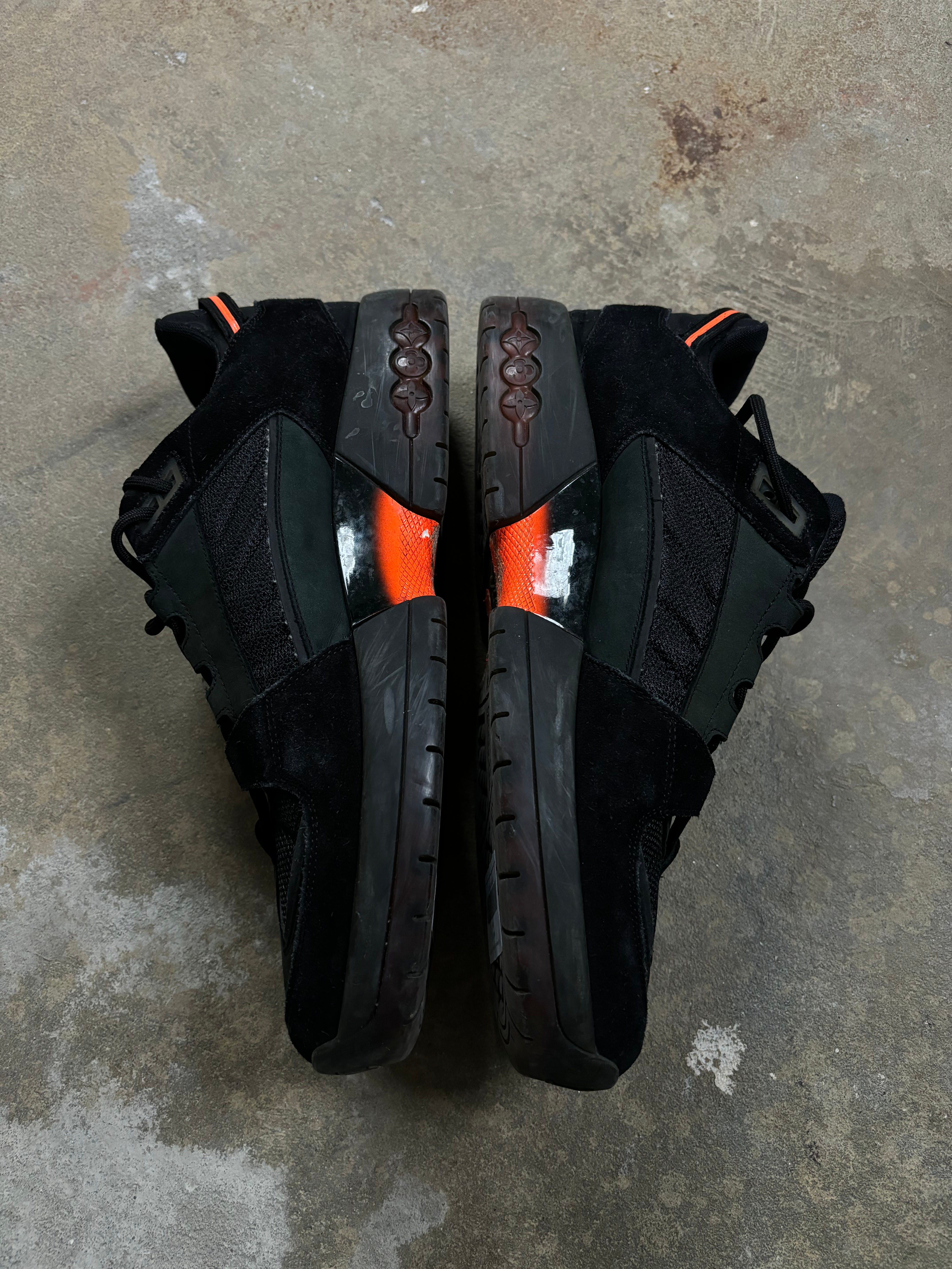 LV Virgil Sneaker Low Black Orange Used LV 10 (US 11.5) No Box
