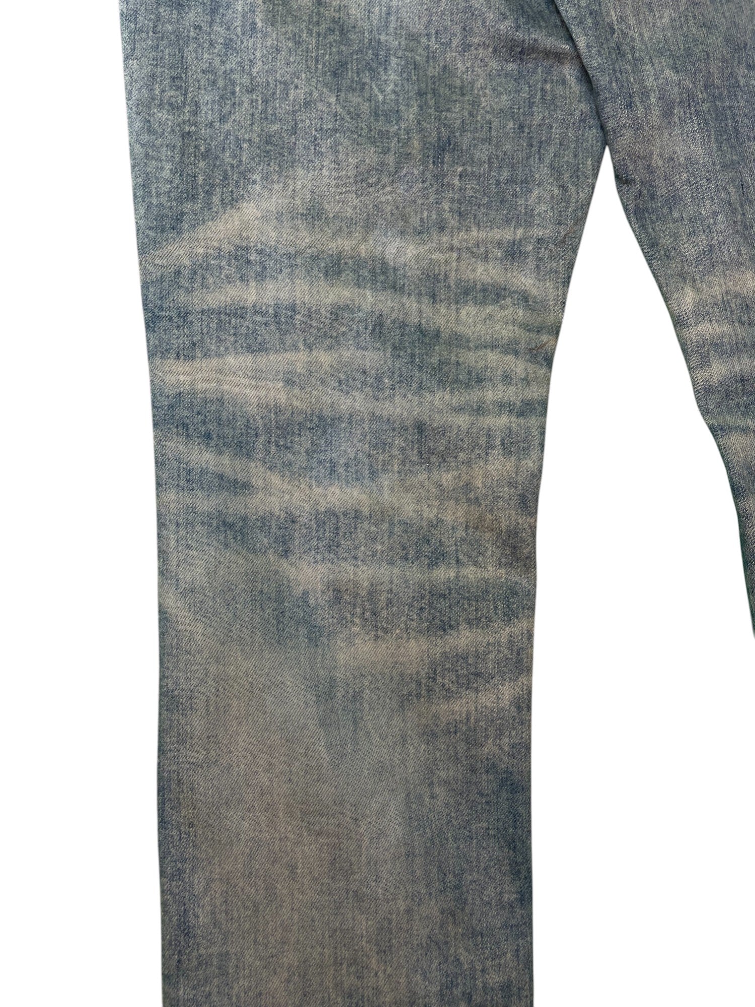 Amiri Knee Rip Vintage Wash Blue Jeans