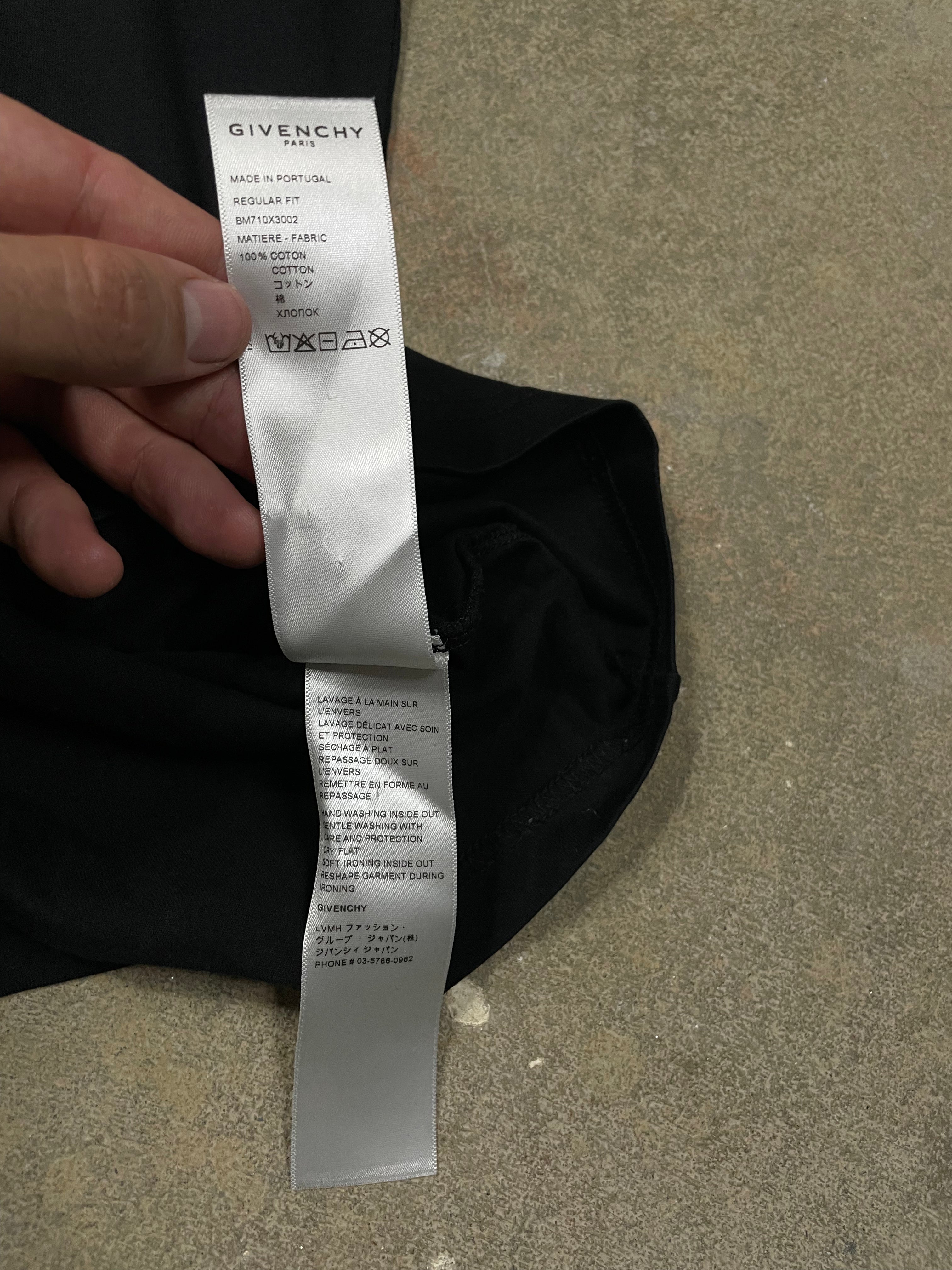 Givenchy Car Tee XS Used