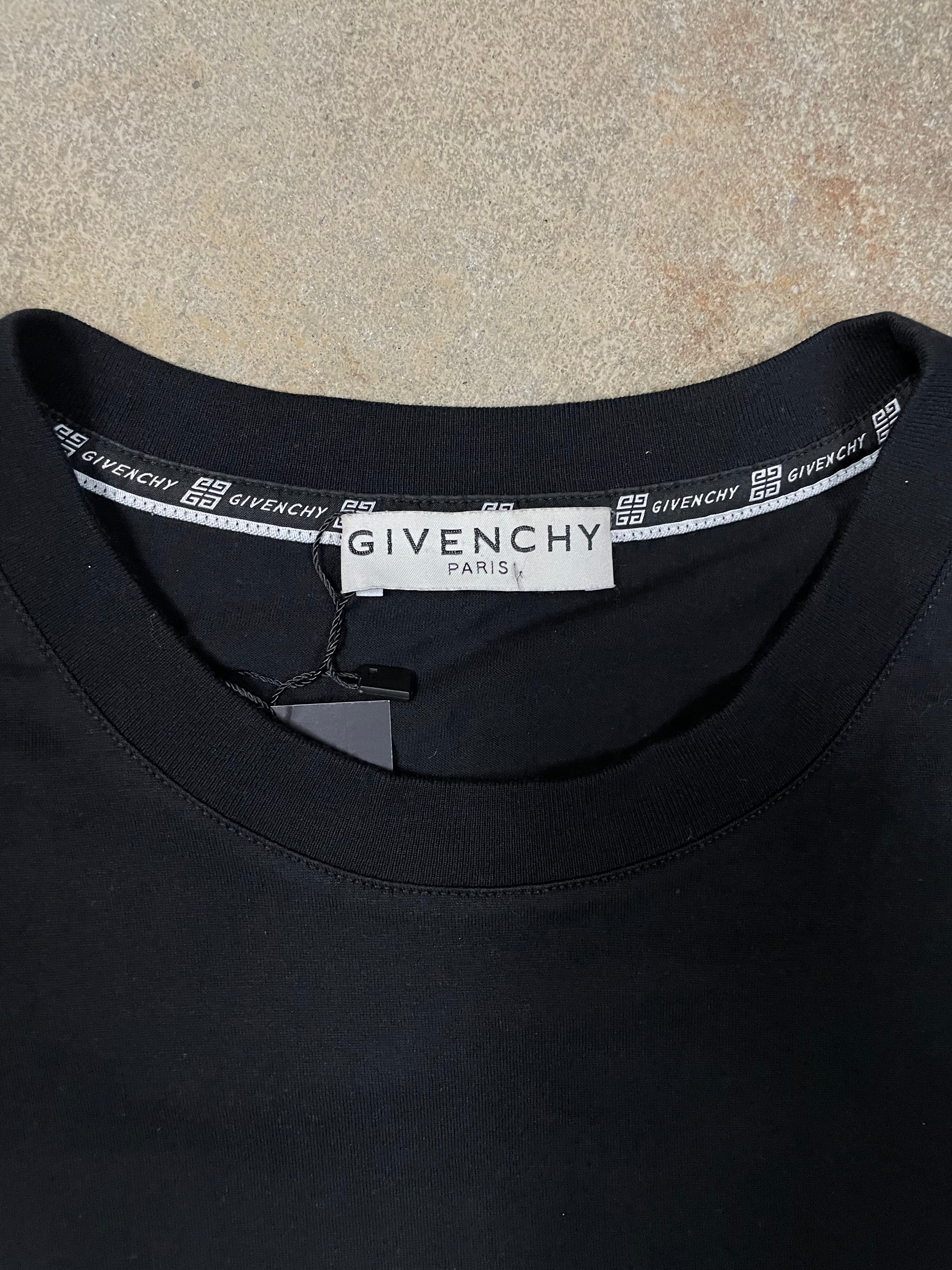 Givenchy Chest Logo Tee XXL Used