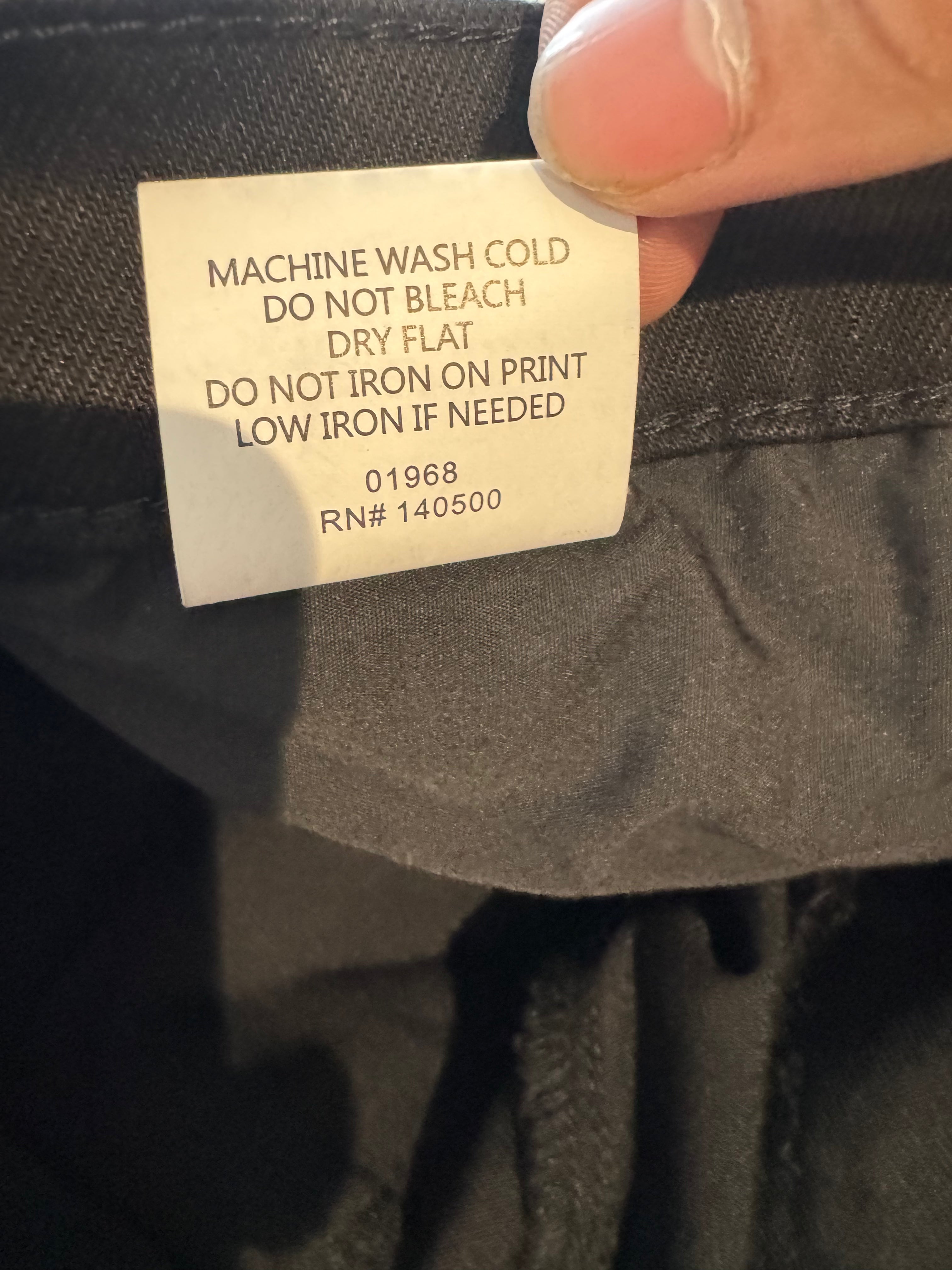 RTA Jeans RIP Black New With Tags 33