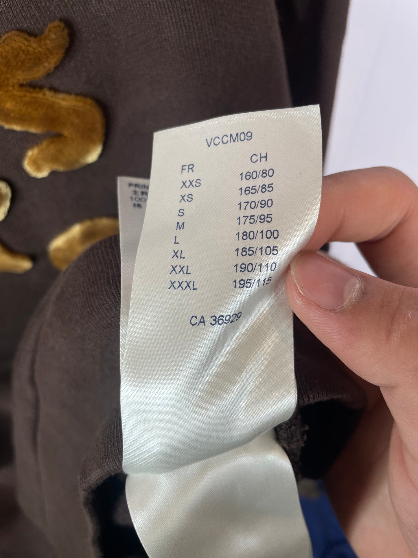 LV Crewneck Brown Velour Used Small