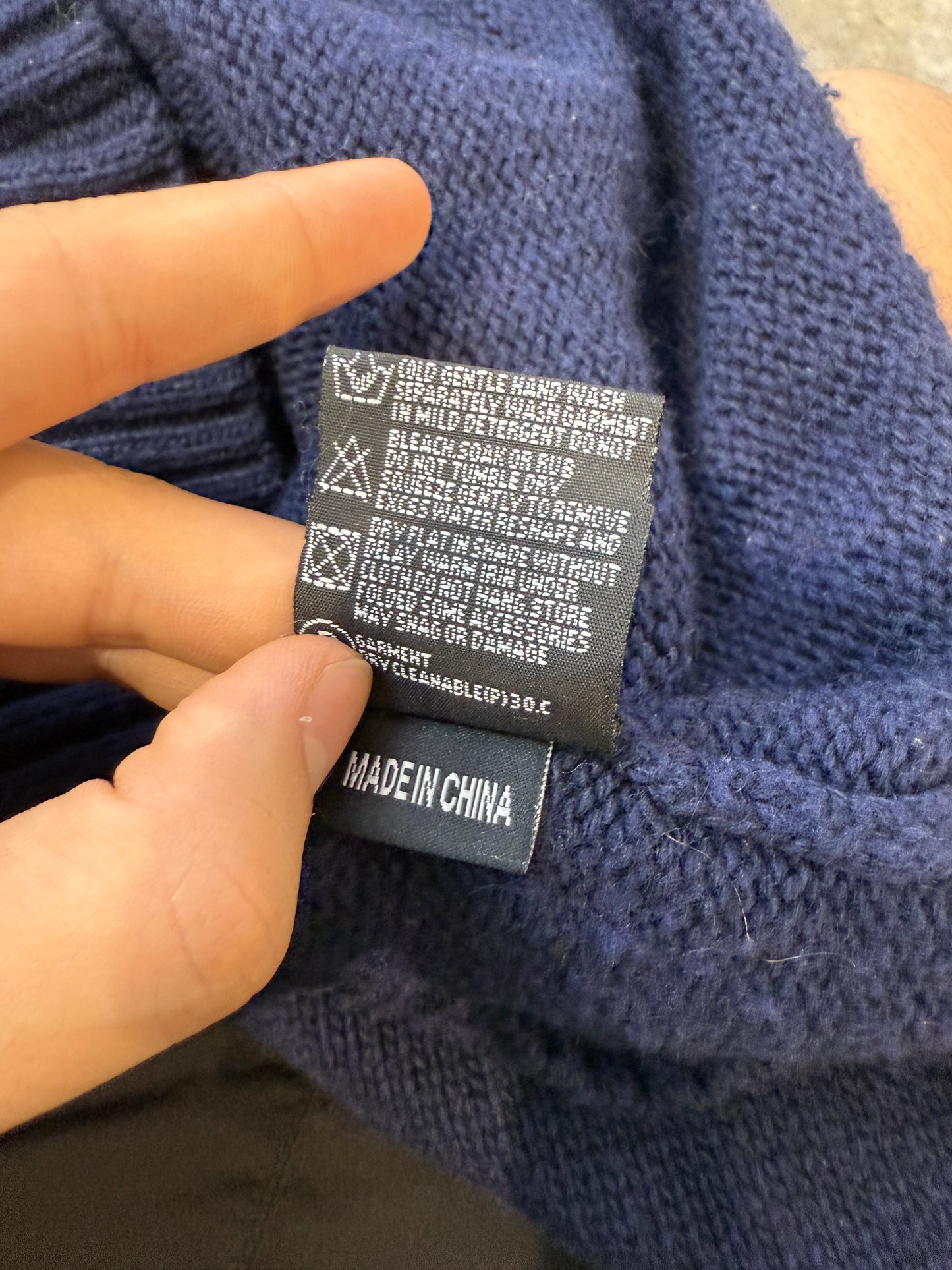 WDW Flag Knitted Crewneck Used Large