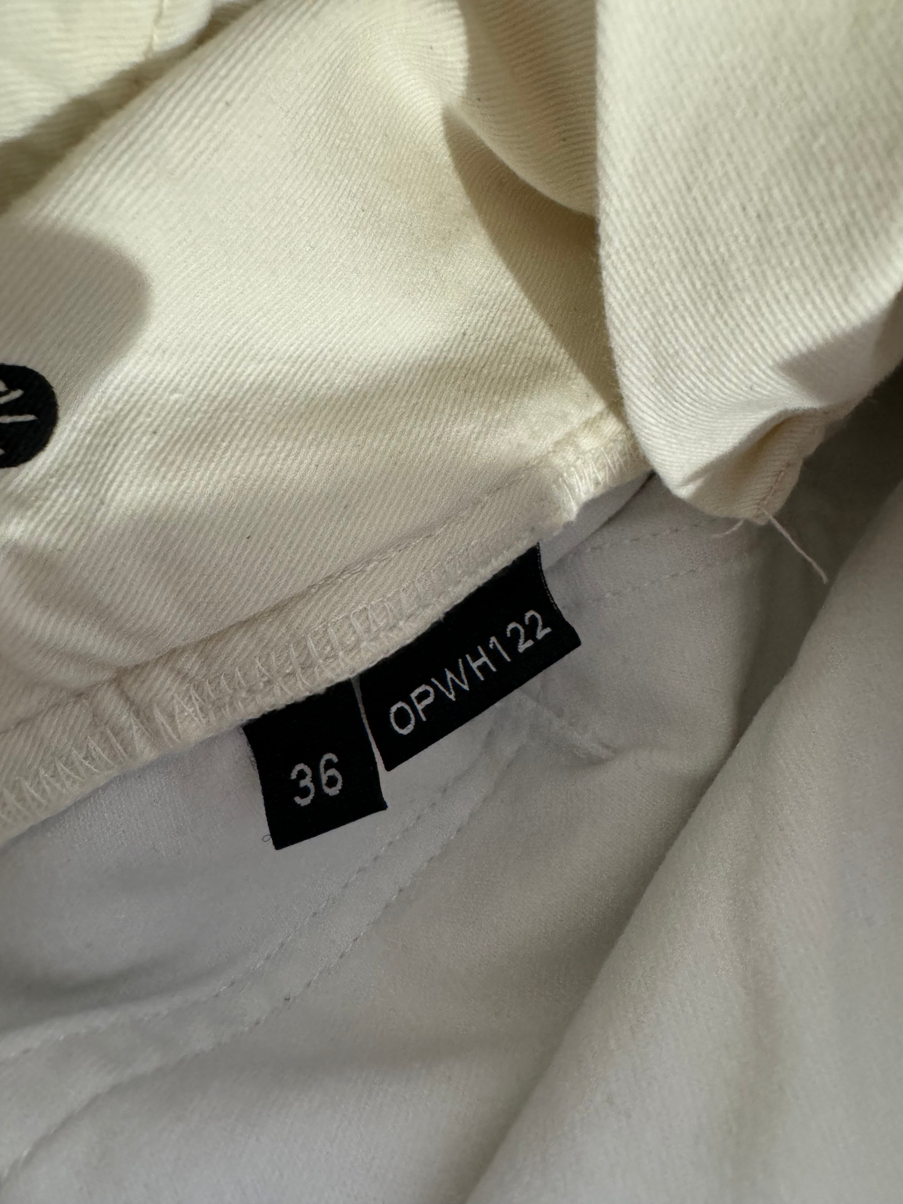 Purple Jeans White Plain Used 36