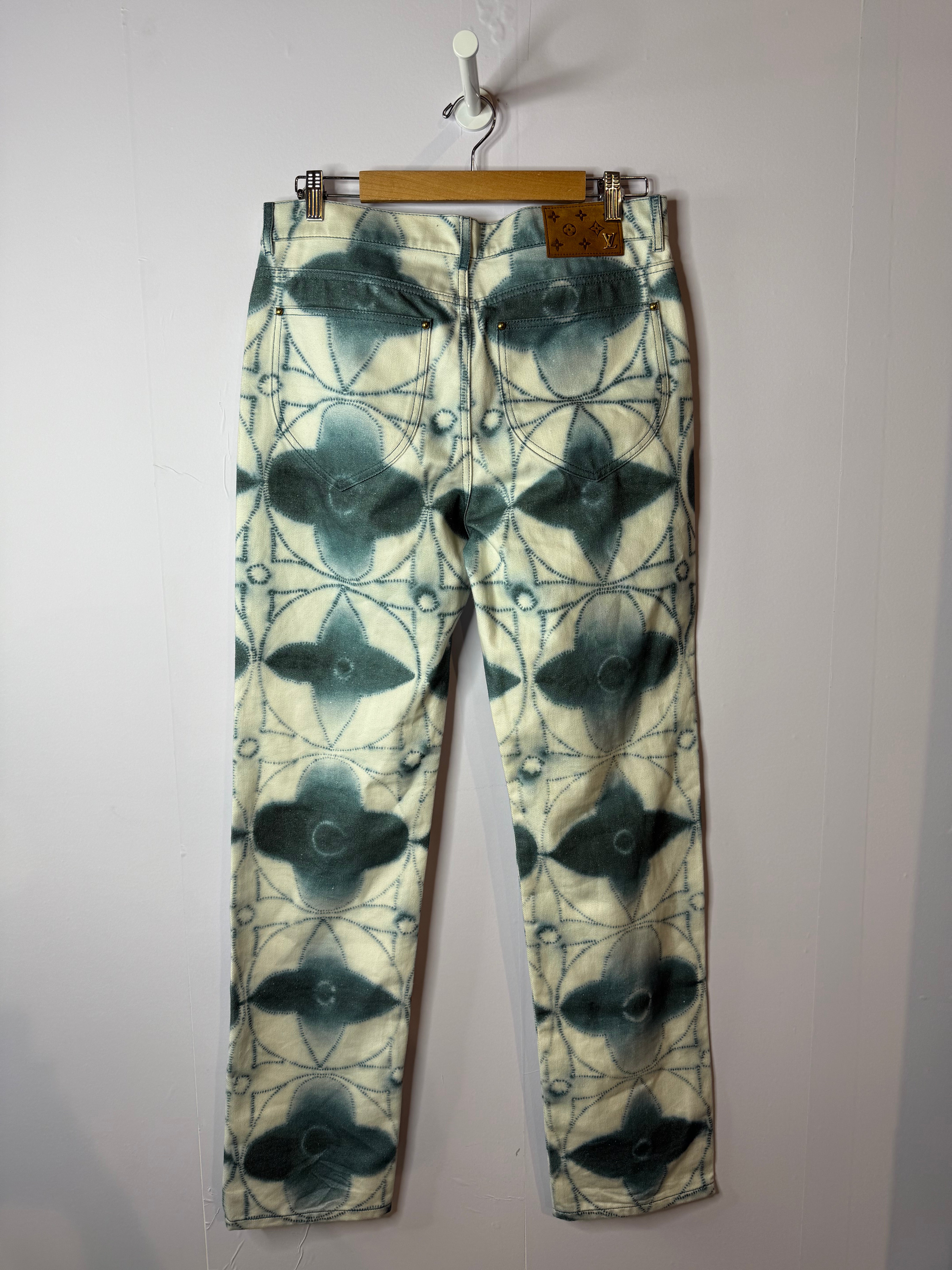 LV Tie Dye Monogram Denim Used 32