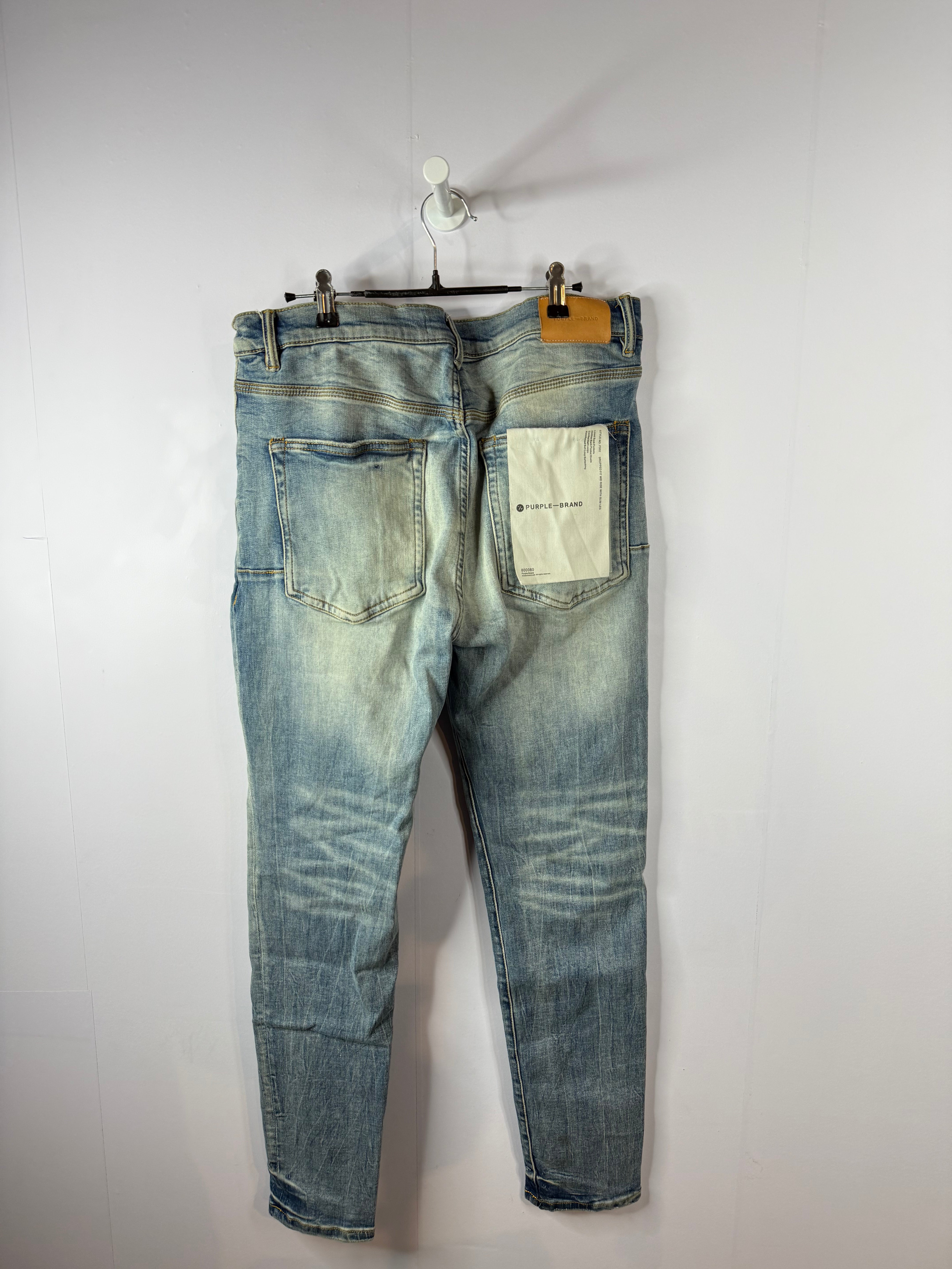 Purple Jeans Light Wash Used 36