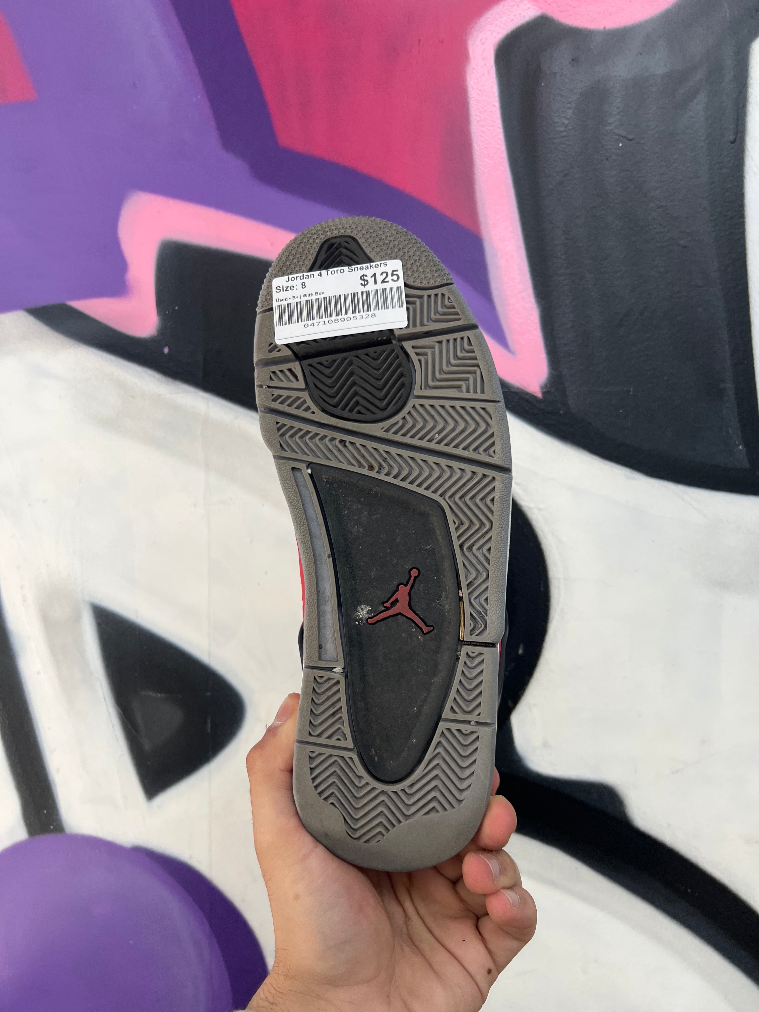 Jordan 4 Toro Sneakers