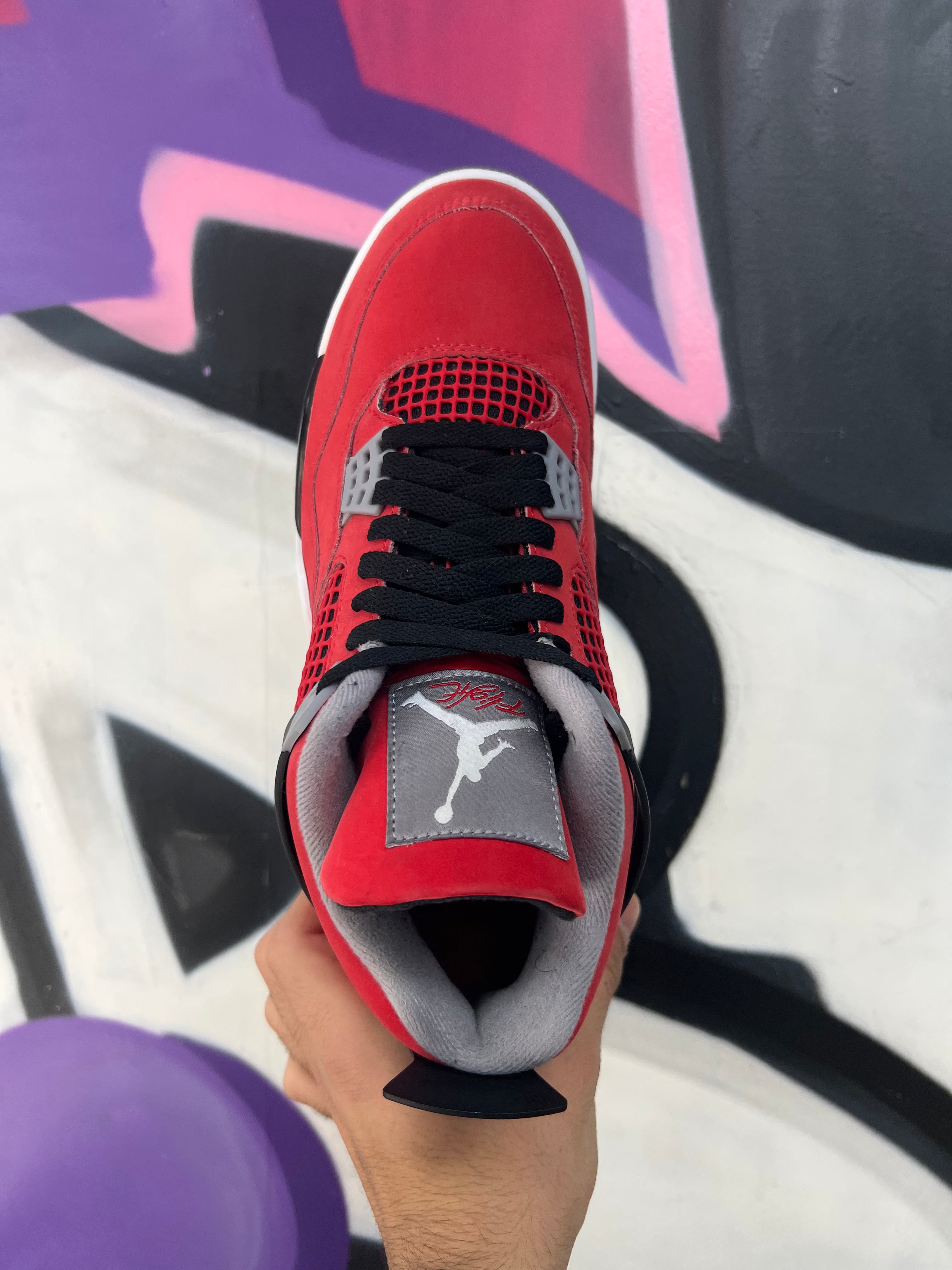 Jordan 4 Toro Sneakers
