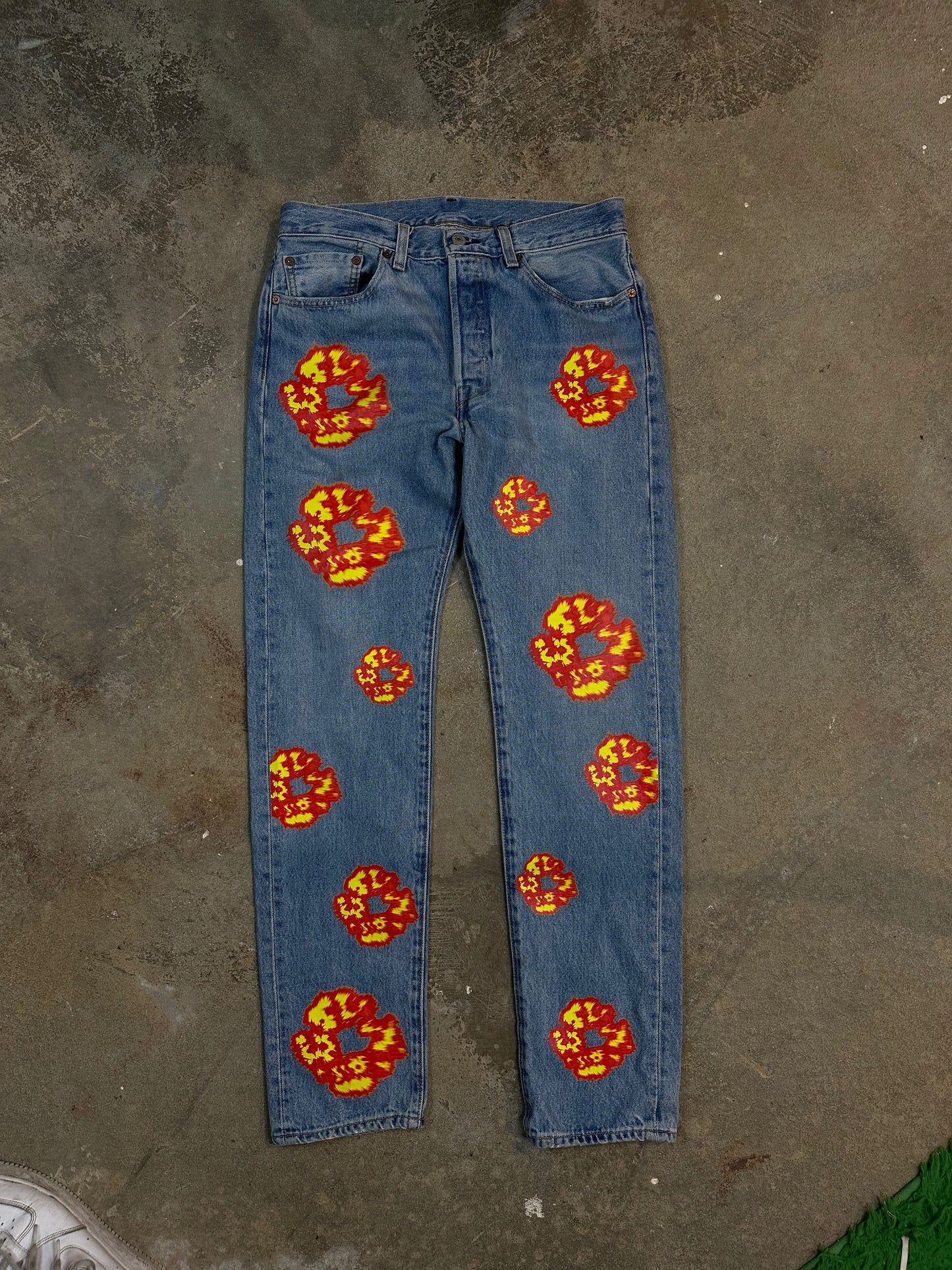 Denim Tears Offset Lightwash Jeans Used 31