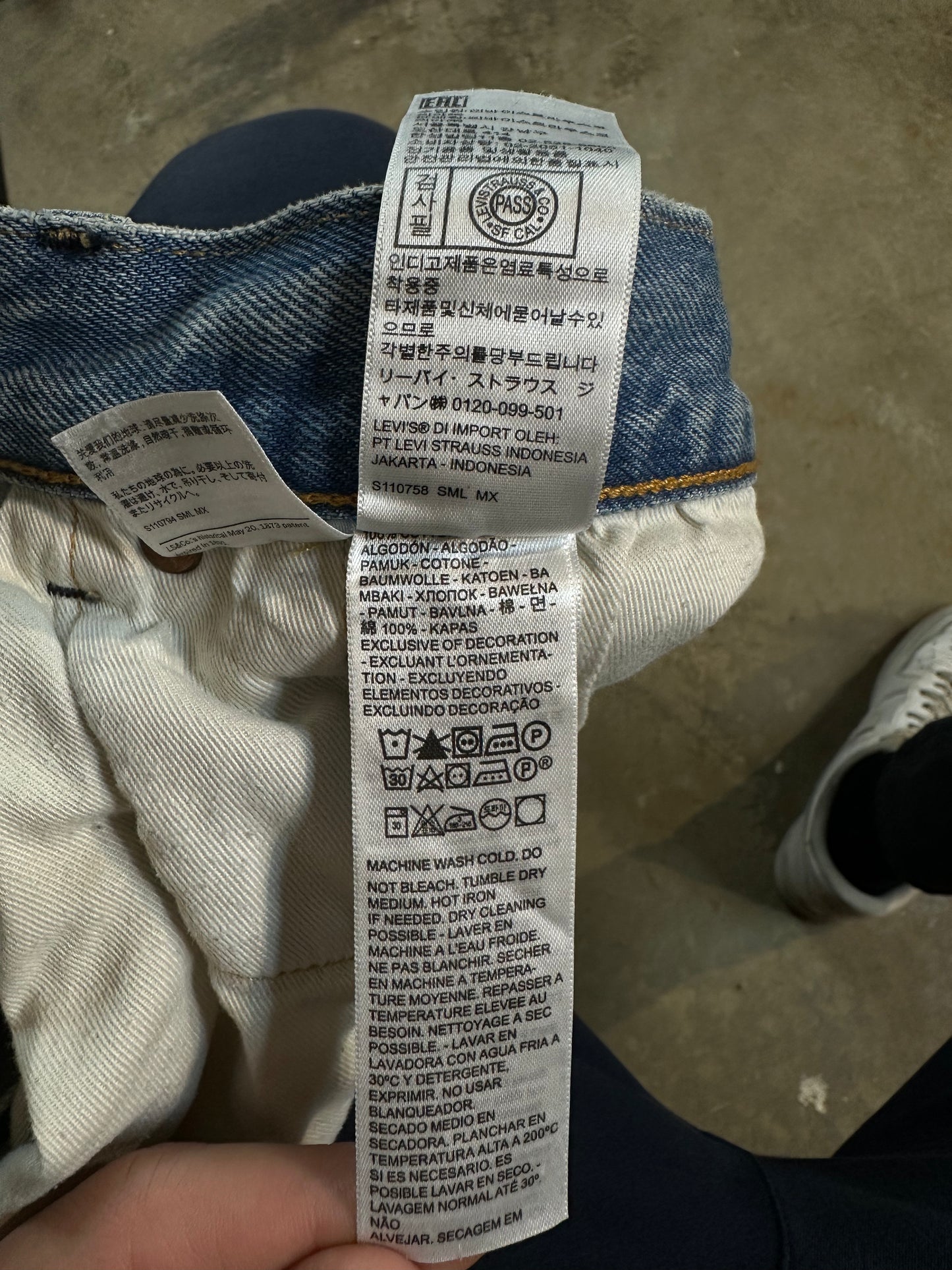 Denim Tears Offset Lightwash Jeans Used 31