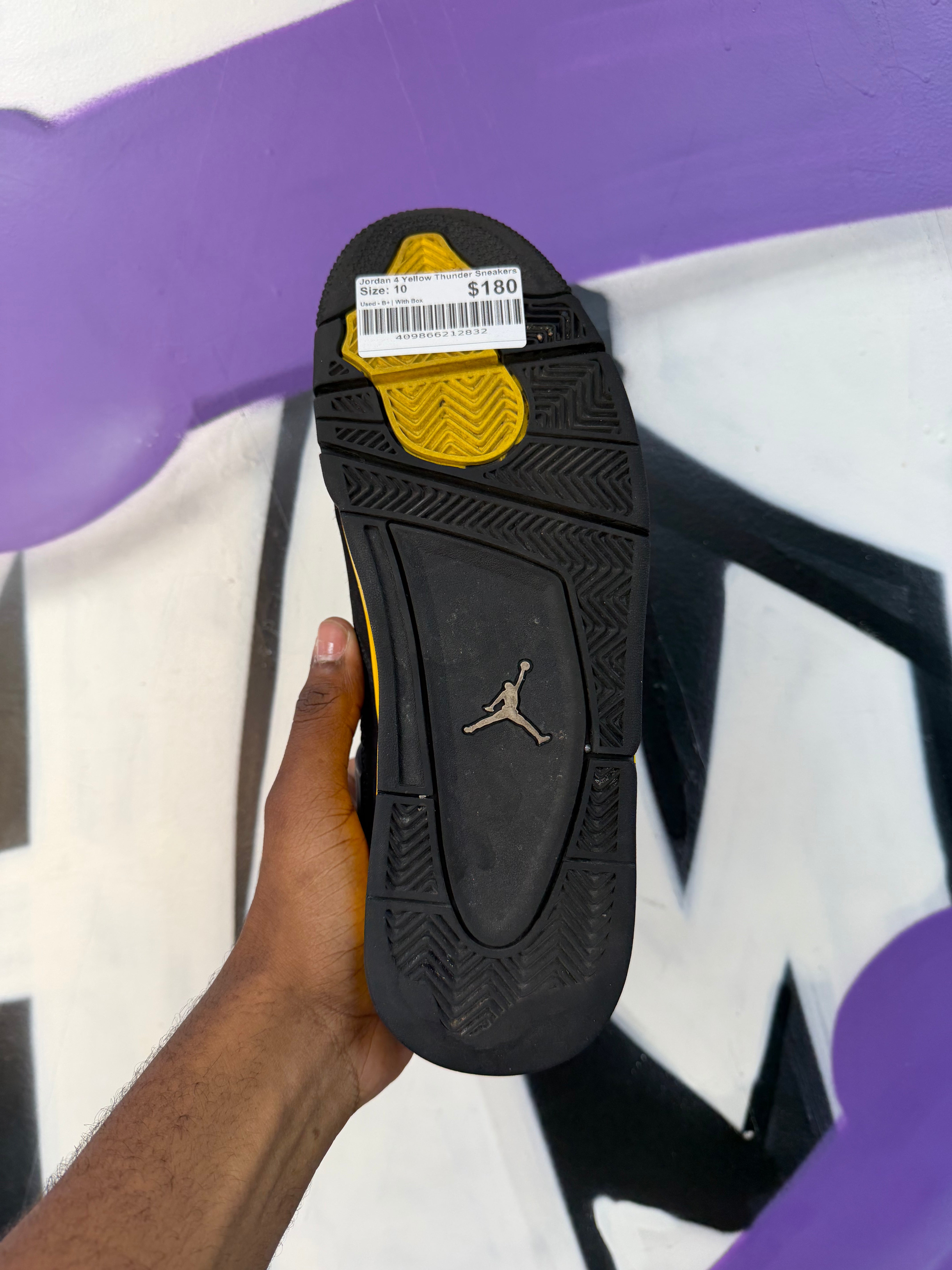 Jordan 4 Yellow Thunder Sneakers