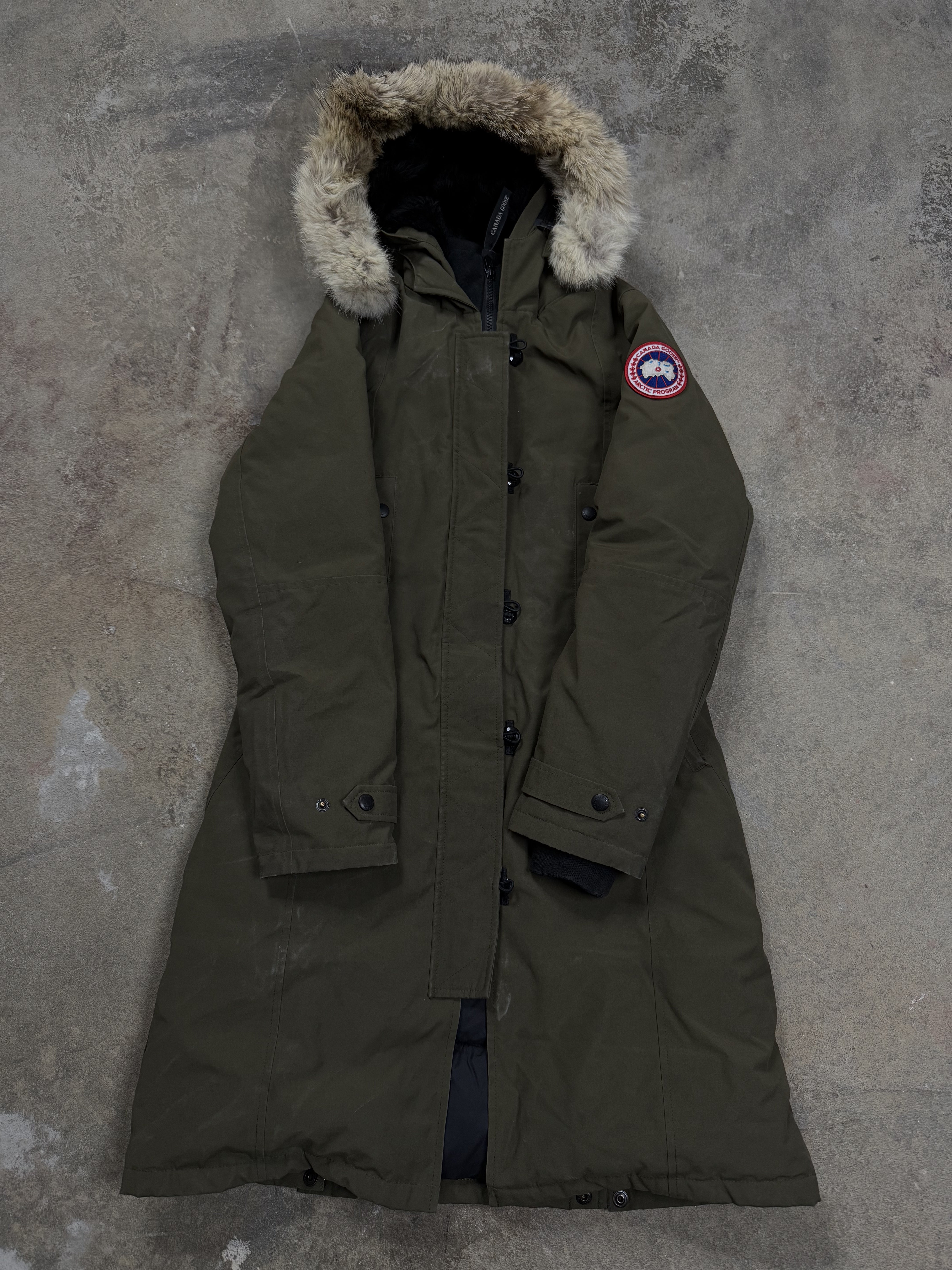 Canada Goose Women's Long Coat Olive XS Used