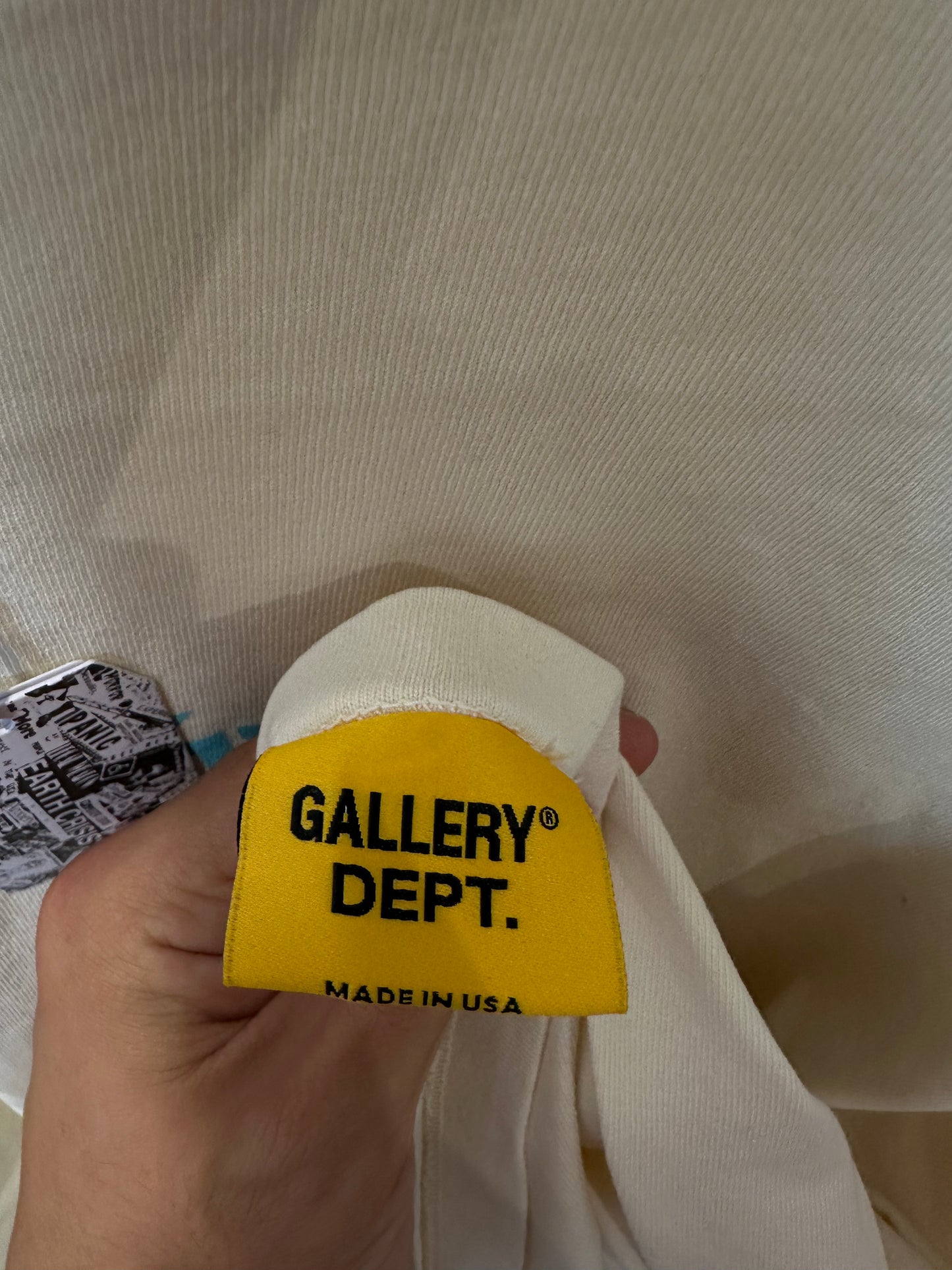 Gallery Dept Tee Cream Teal New With Tags Medium