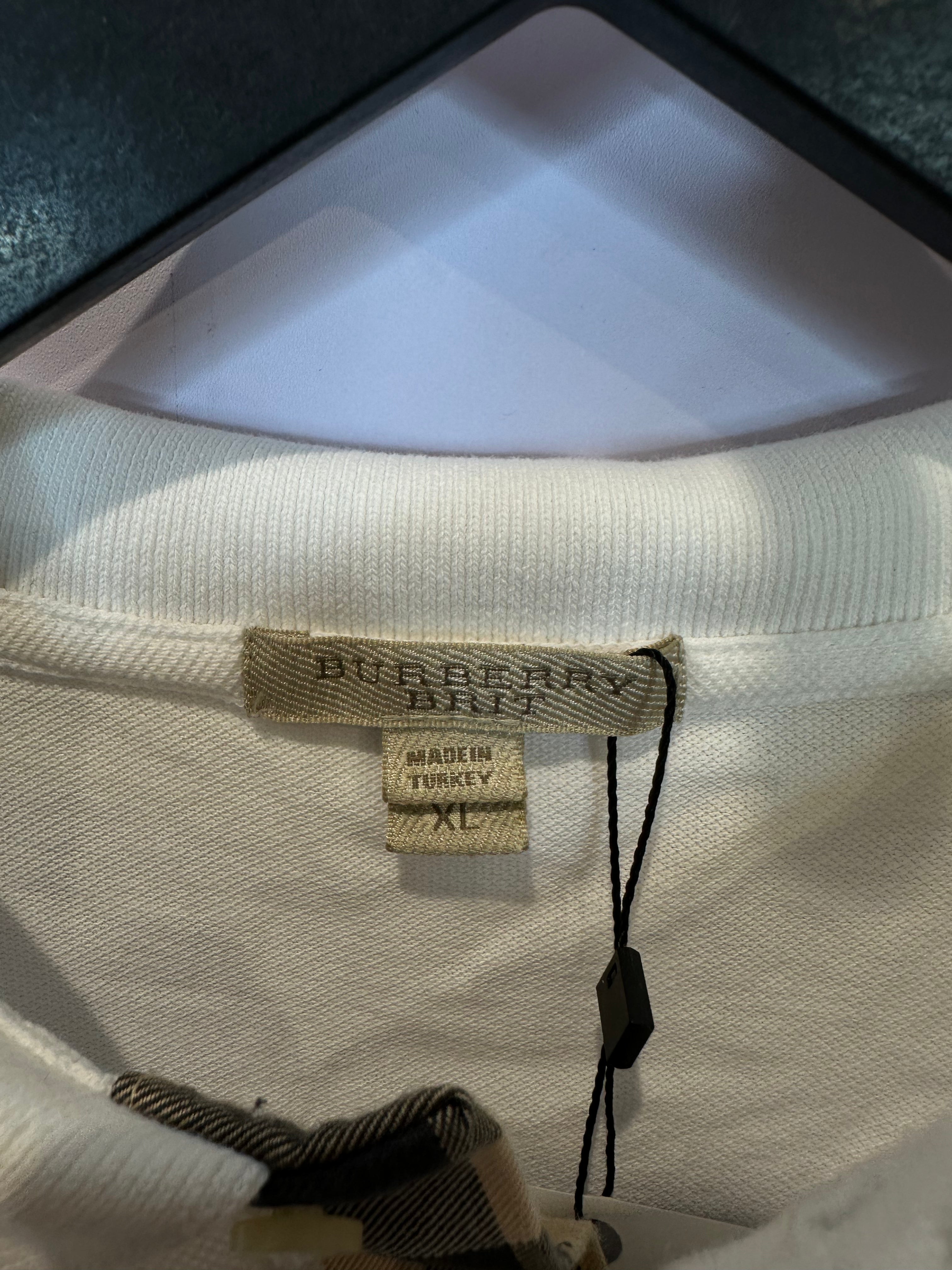 Burberry Polo Collar Logo White Used XL