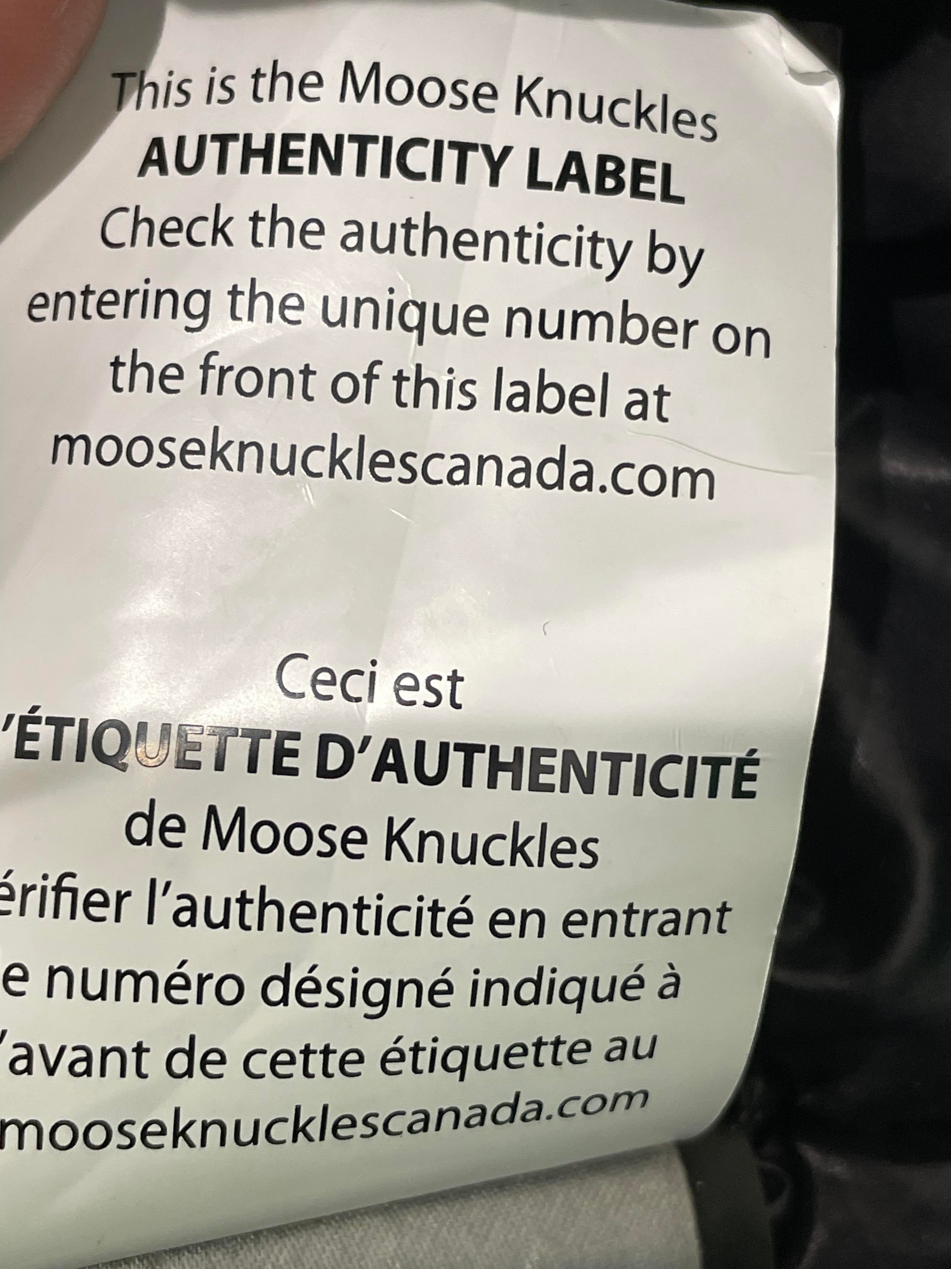 Moose Knuckles Thin Puffer Paten Women's Black Jacket