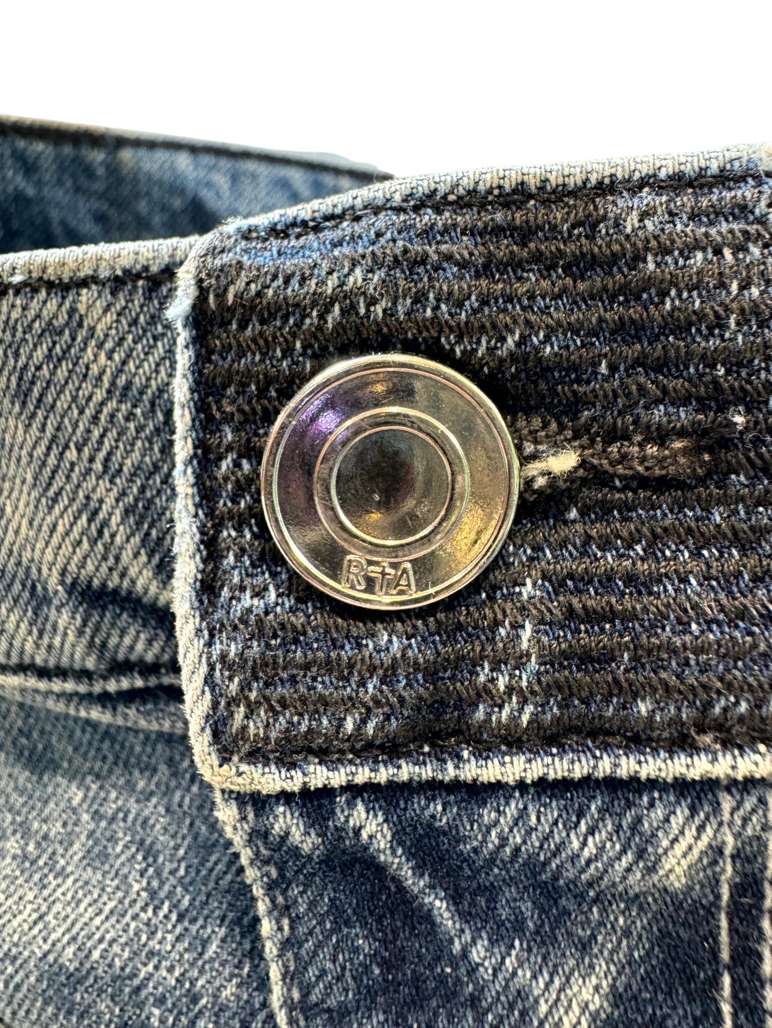 RTA Embroidered Logo Plain Light Wash Jeans
