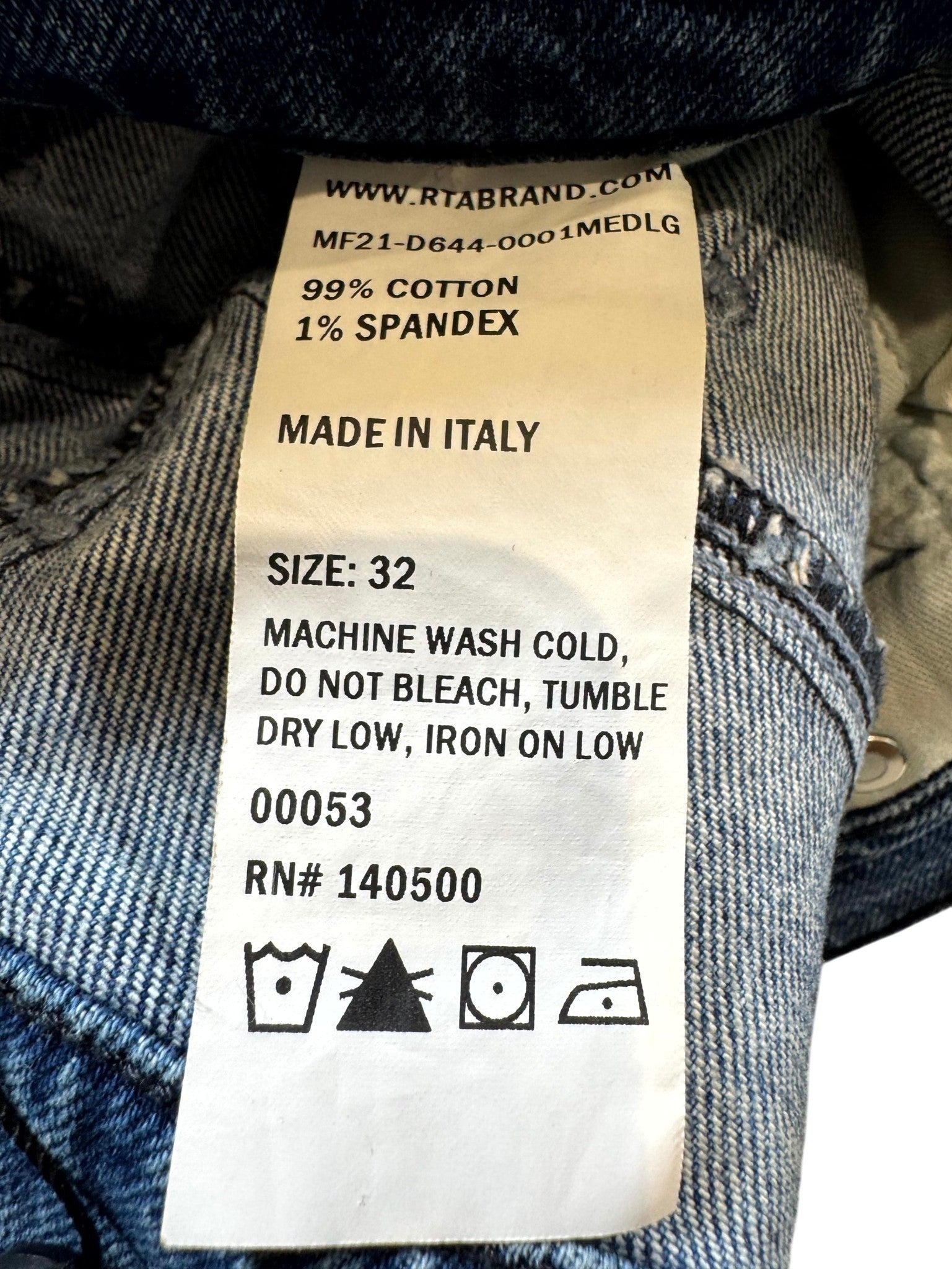 RTA Embroidered Logo Plain Light Wash Jeans