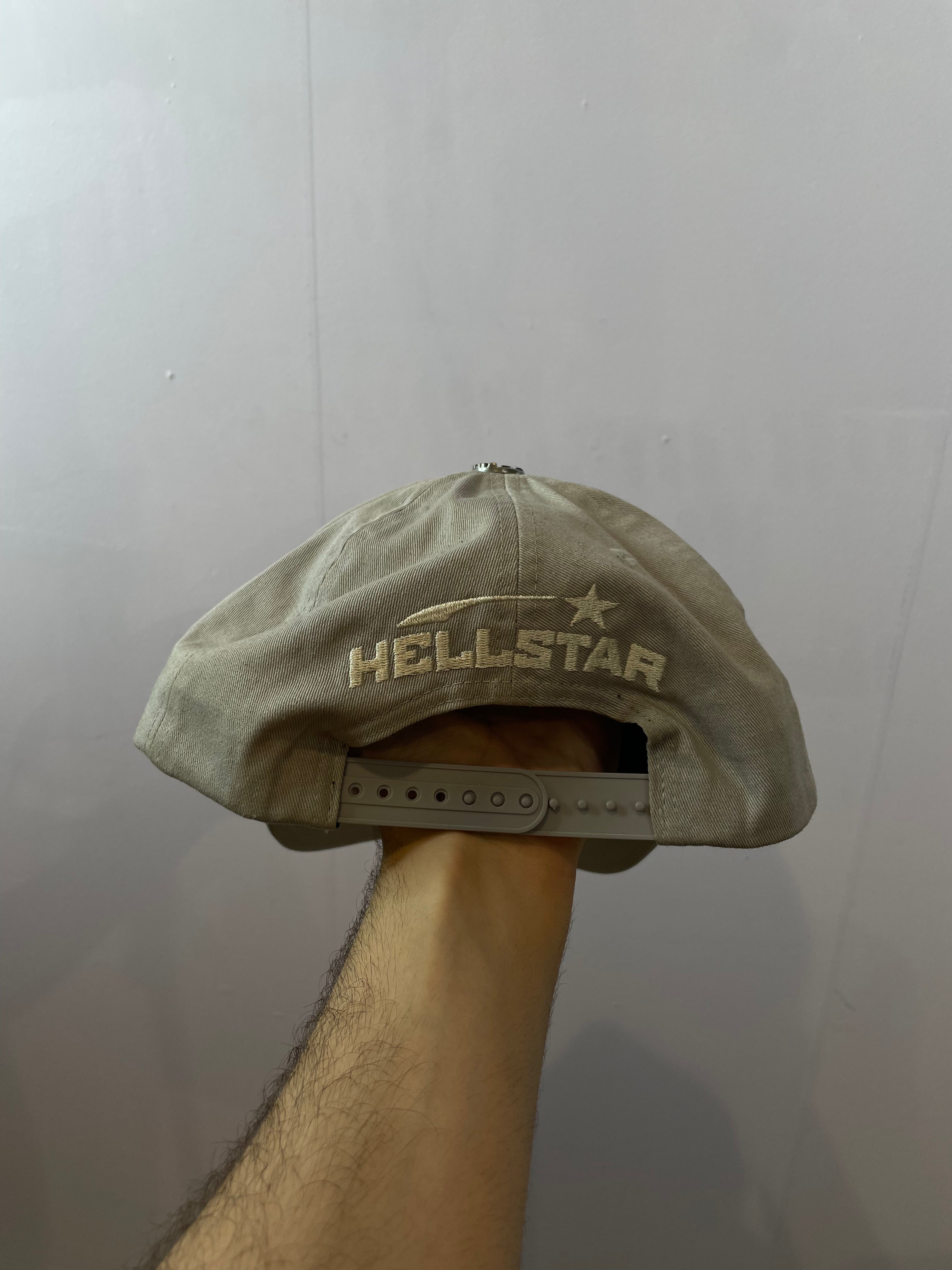 Hellstar Grey Trucker Cap