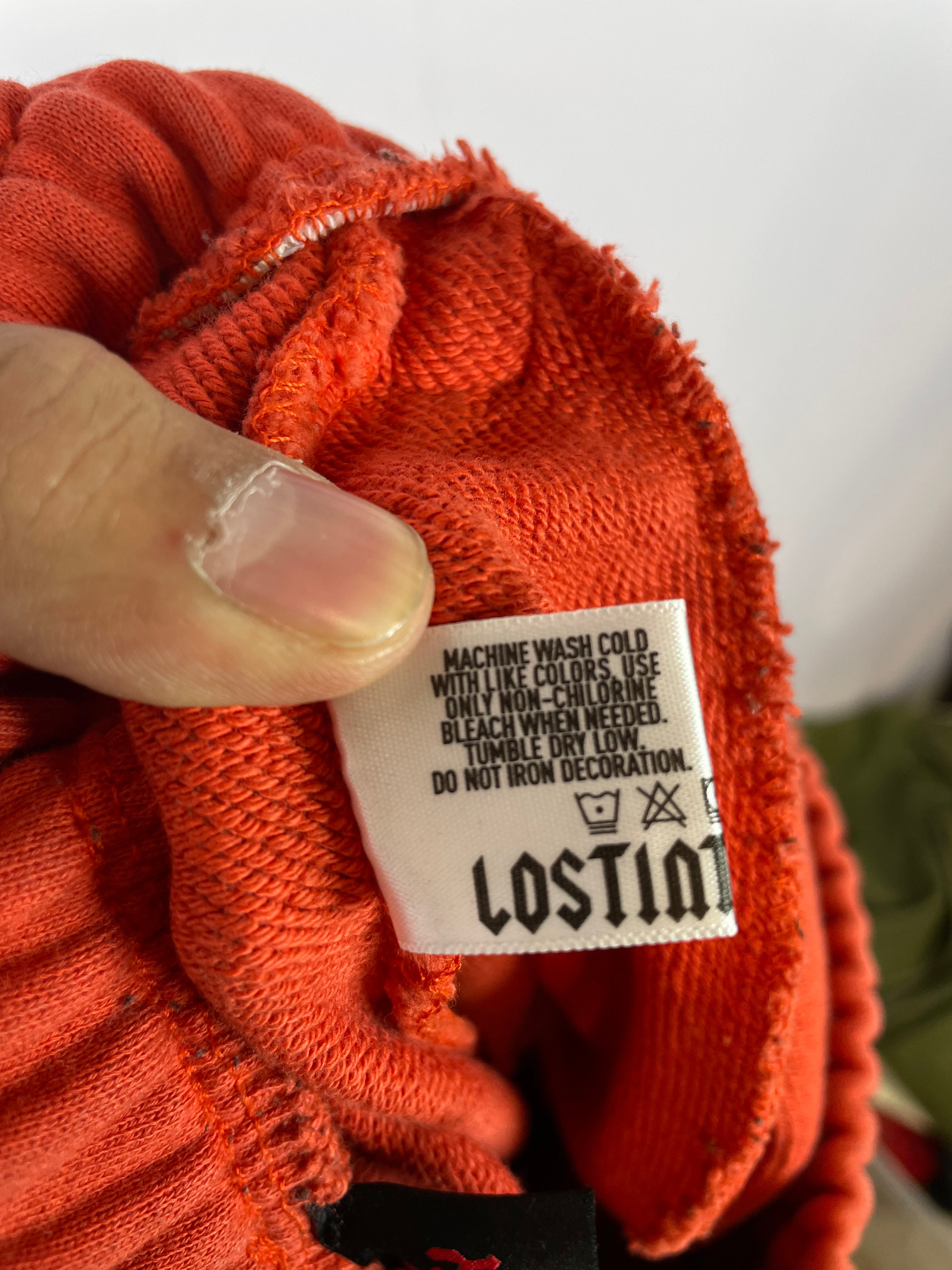 LOST INTRICACY Solar Red Sweatpants