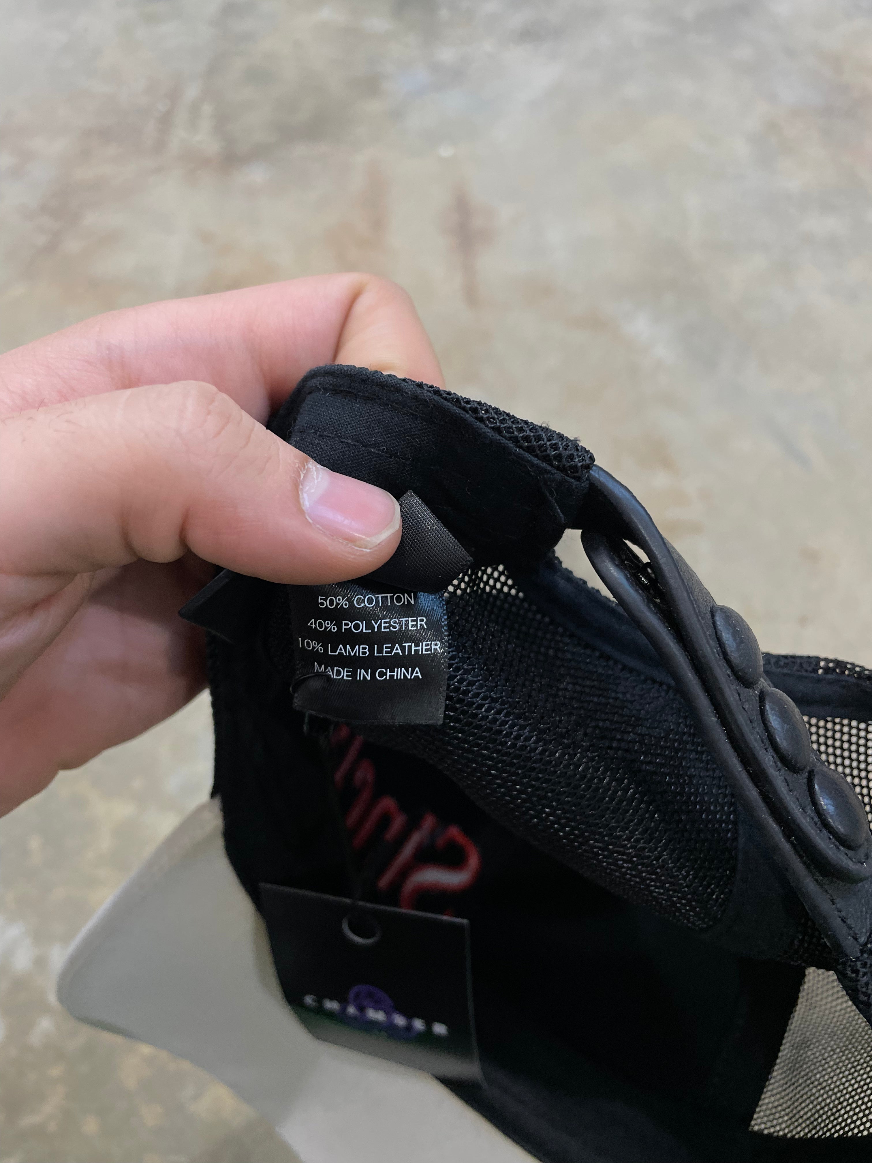 Sinclair Snapback White Red Used OS N/A