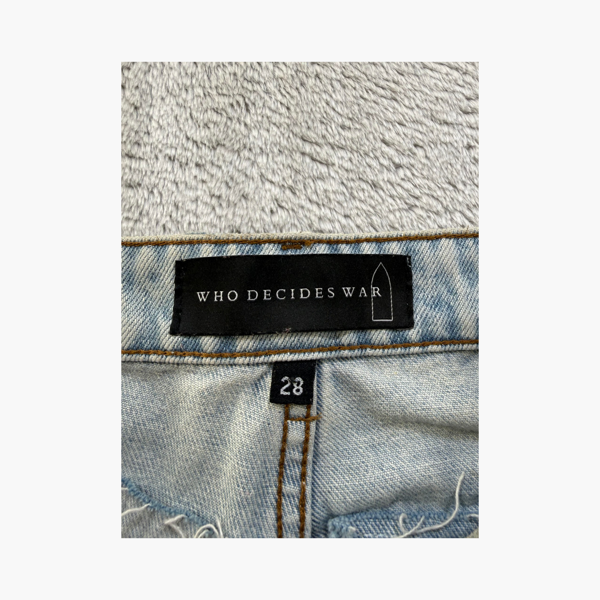Who Decides War HIT NYC Graffiti Light Wash Jeans