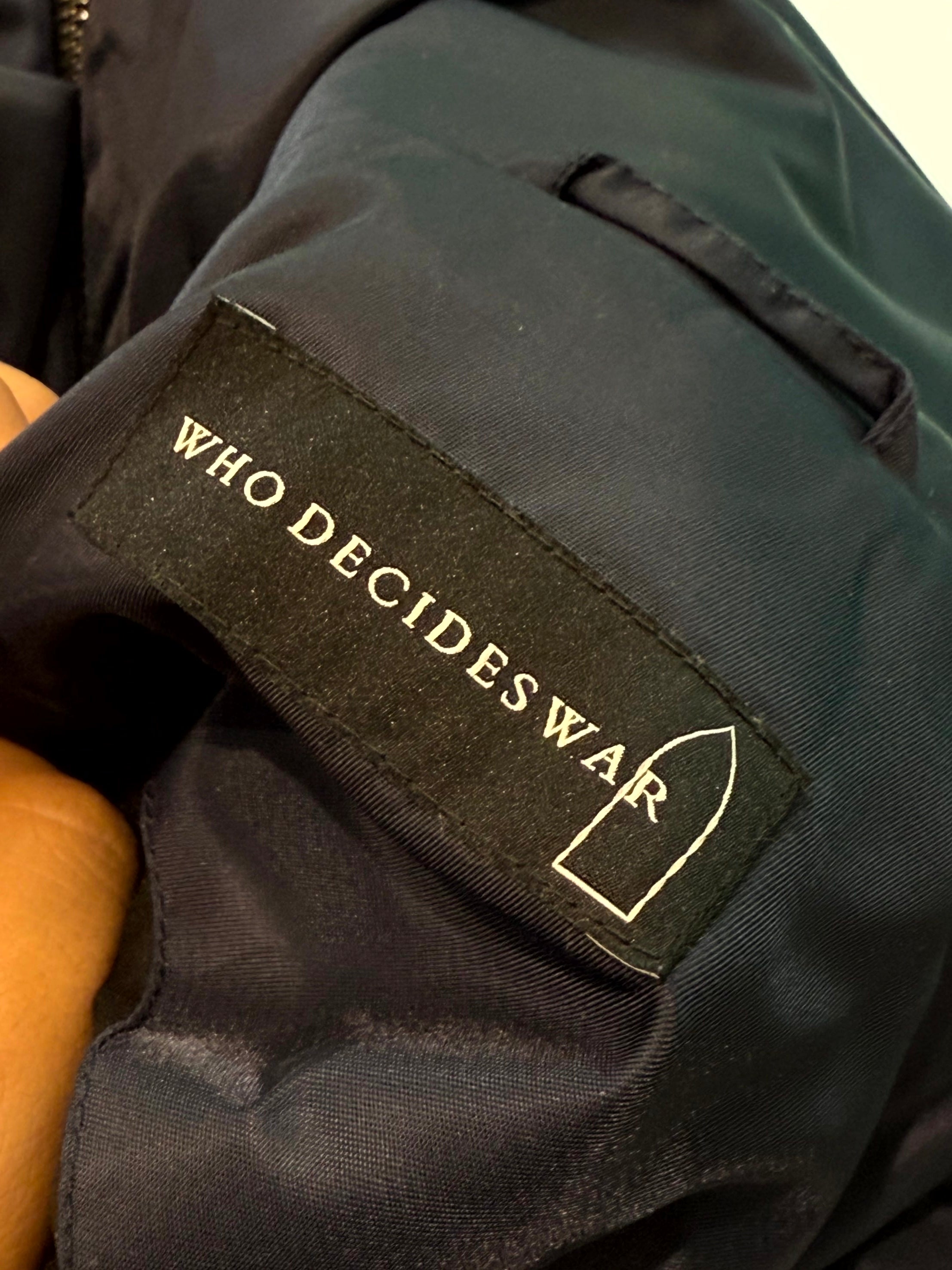 WDW Puffer Diagnol Glass Navy Jacket