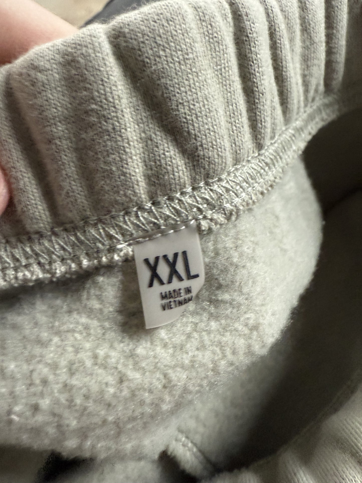 Essentials Sweats Taupe Used XXL