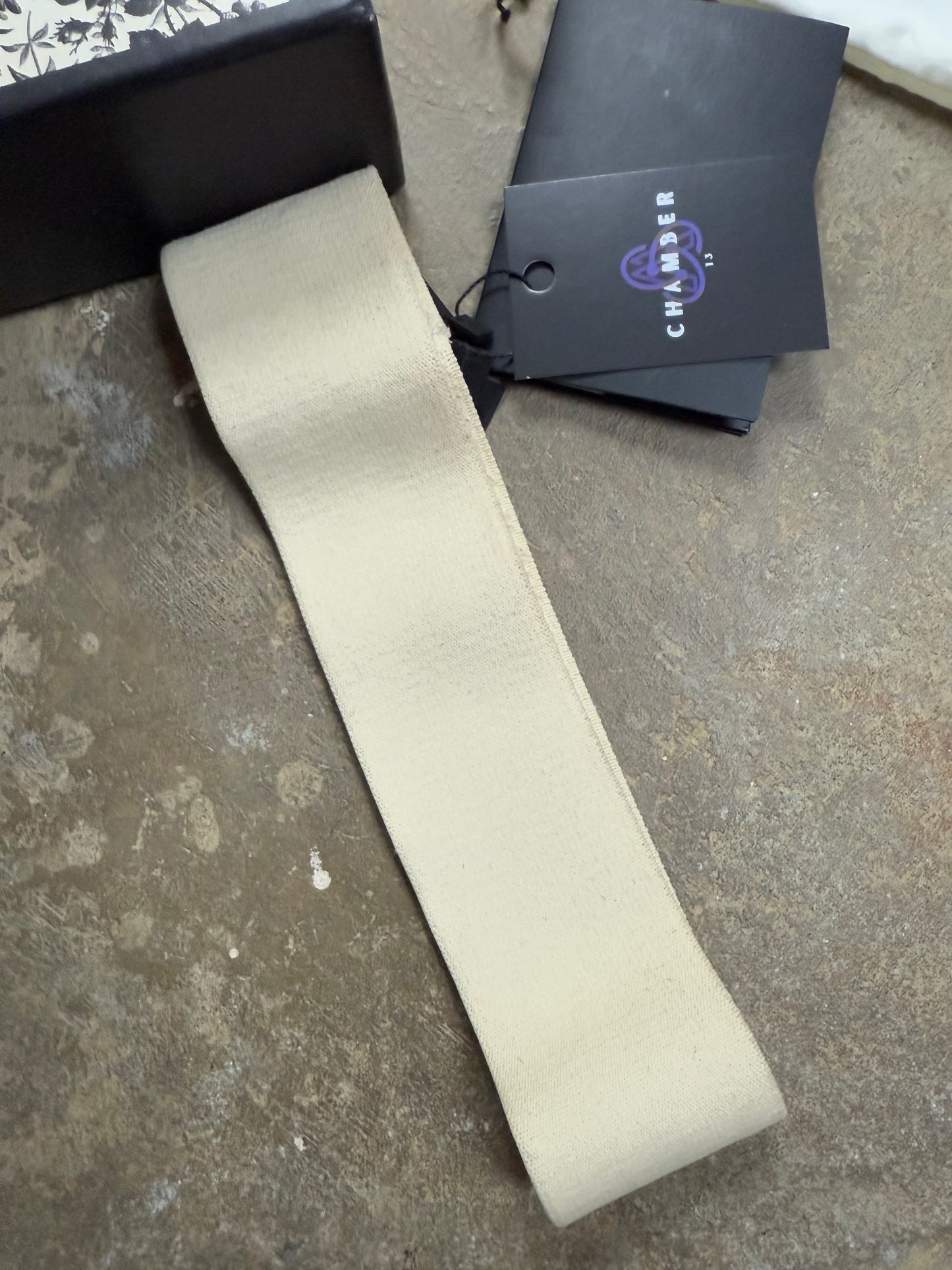 Gucci Headband Black Cream Used OS