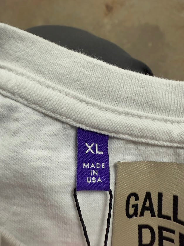 Galler Dept Tee White Its A Riot Used XL