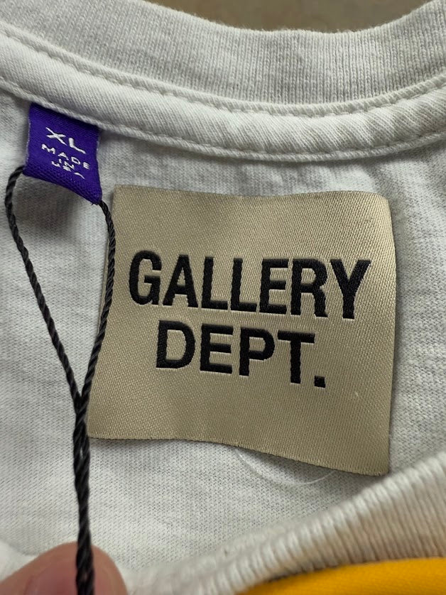 Galler Dept Tee White Its A Riot Used XL