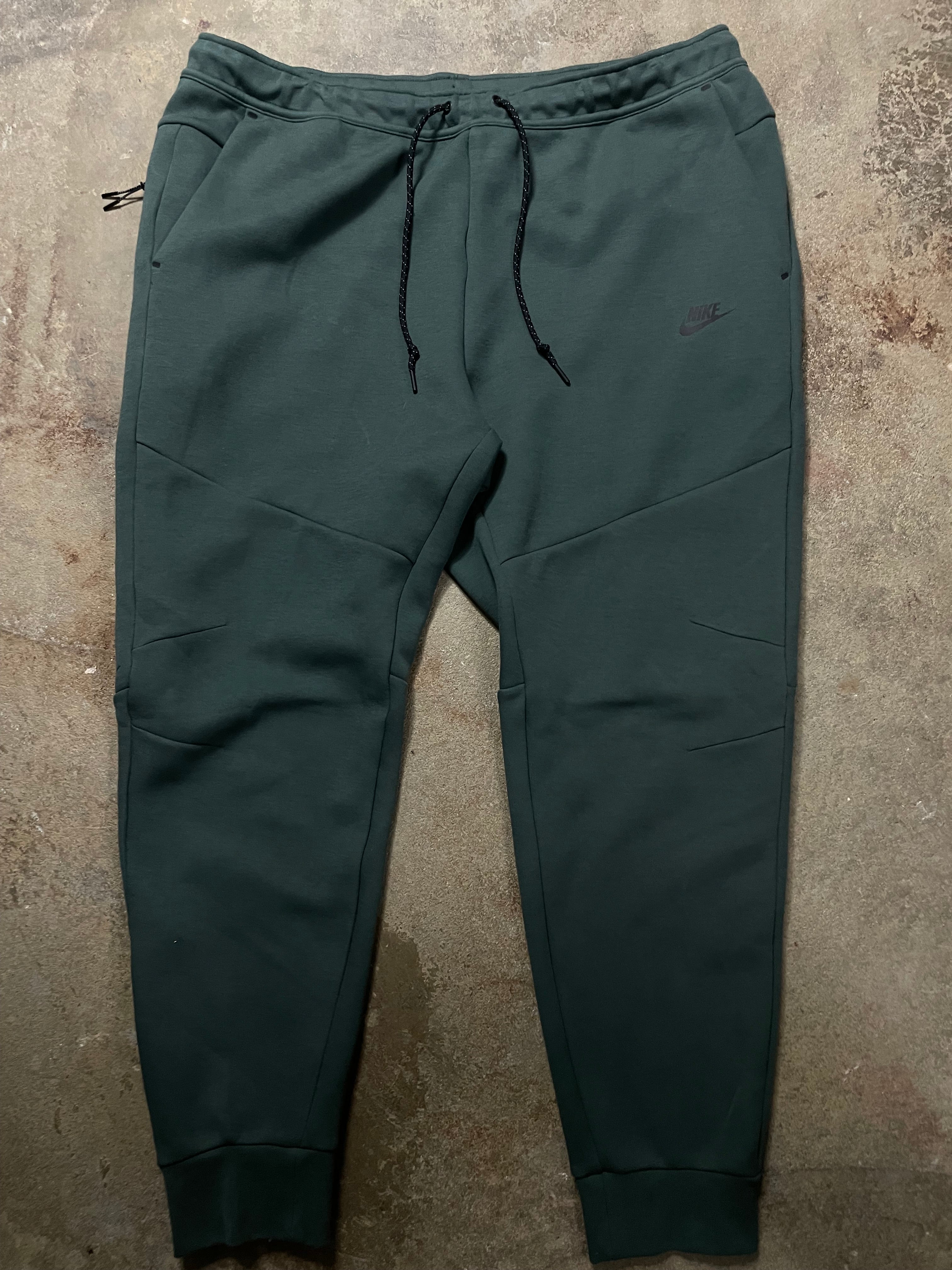 Nike Tech Sweats Ivory Green New XXL With Tags