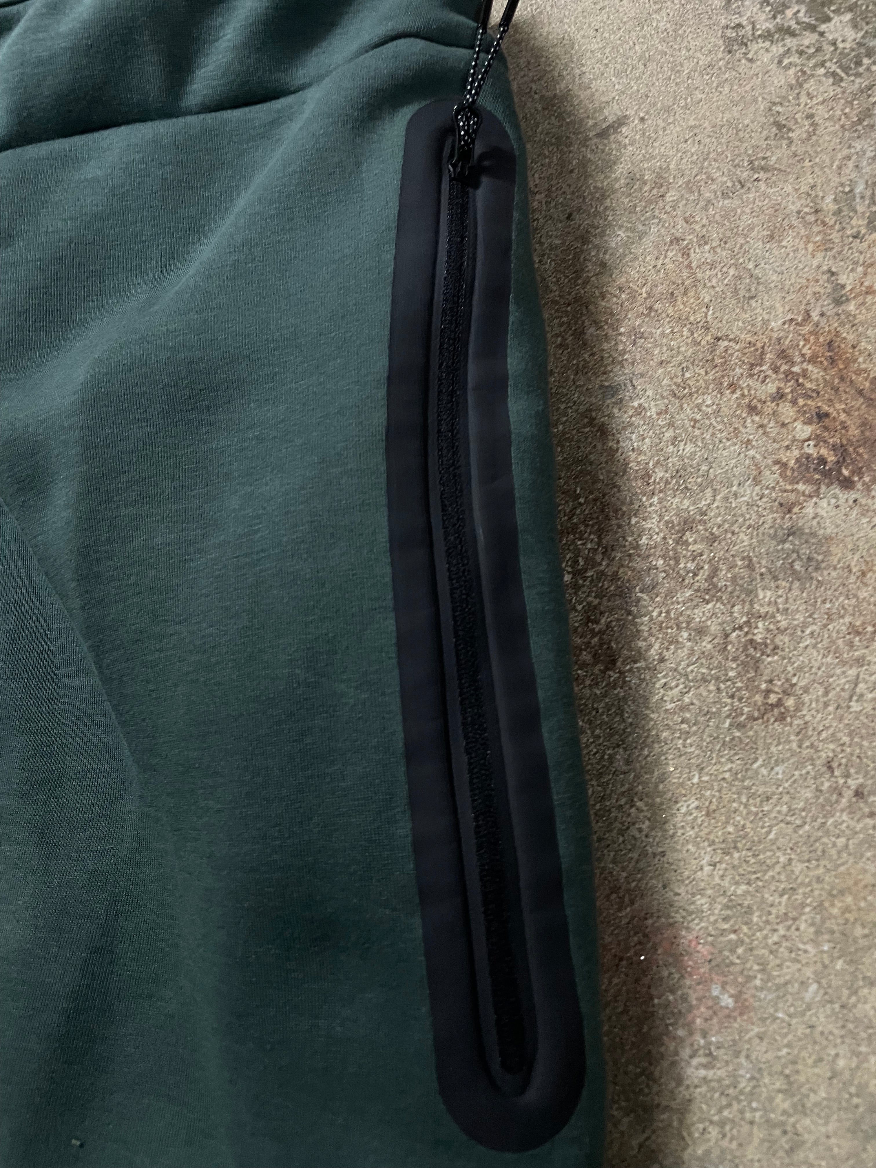 Nike Tech Sweats Ivory Green New XXL With Tags