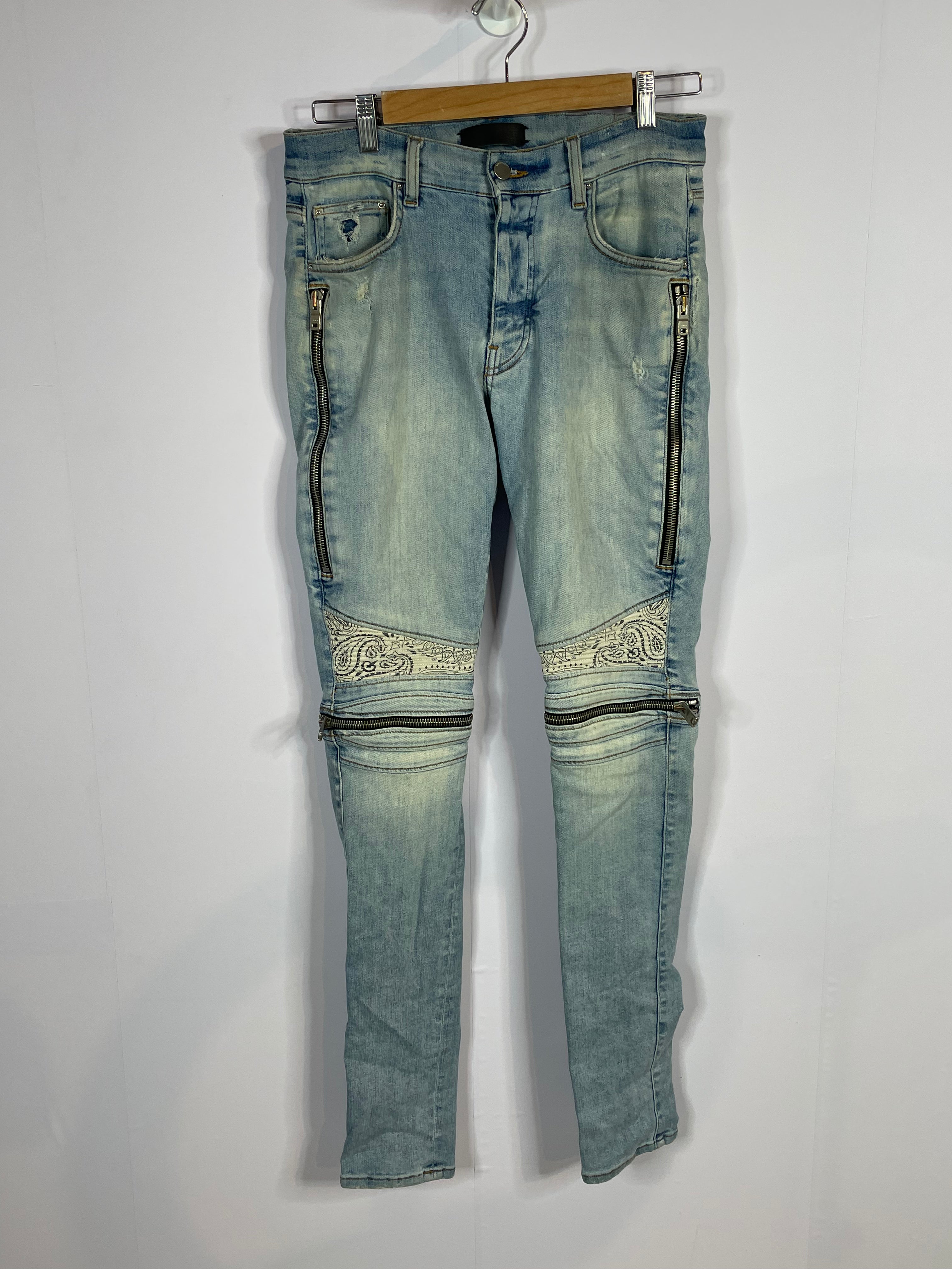 Amiri MX2 Light Wash White Paisley Used 30