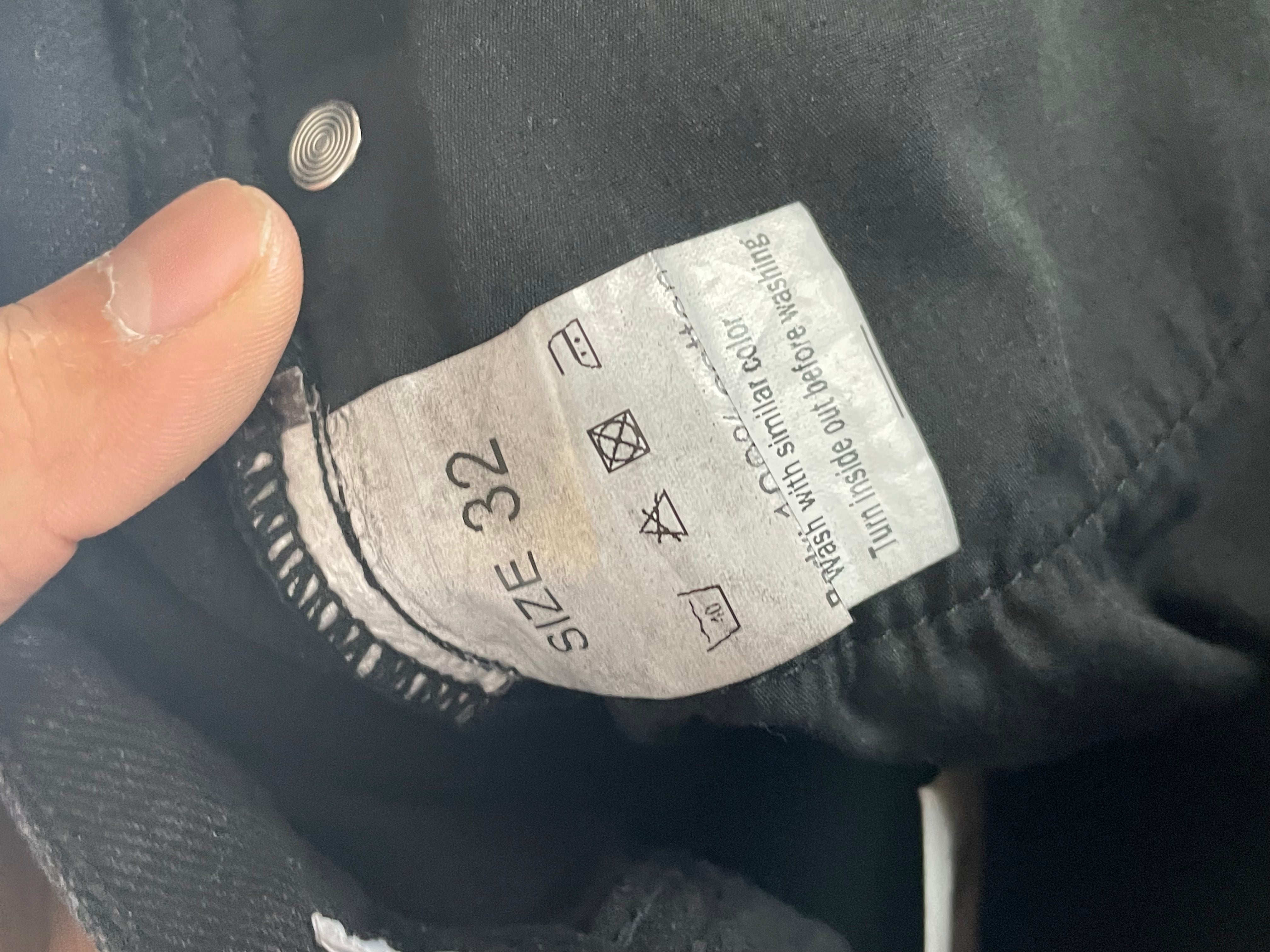 Vale Stacked Black Jeans Used 32