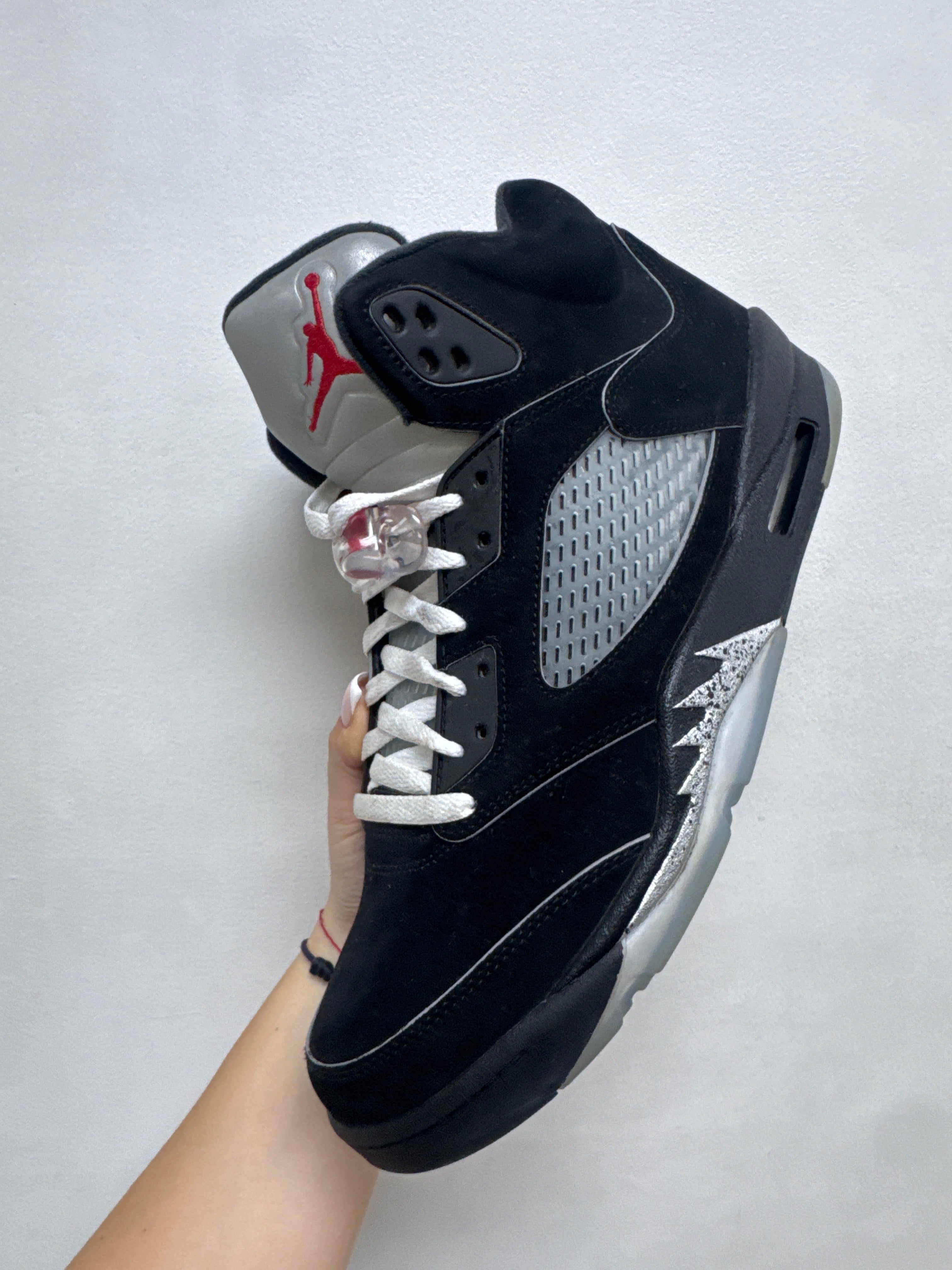 Jordan 5 Black Metallic Sneakers