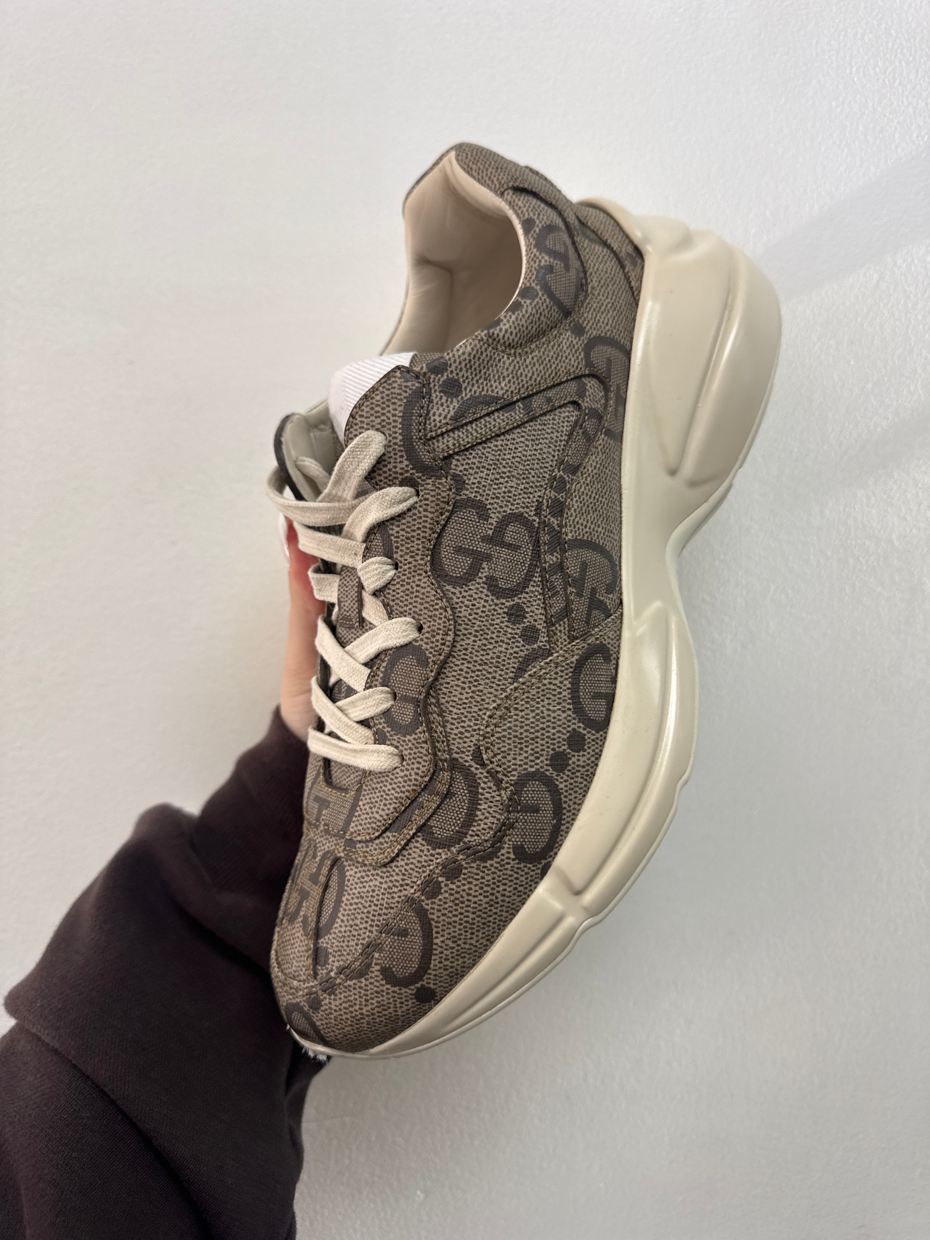 Gucci GG Rhyton Beige White Sneakers (G7) Used